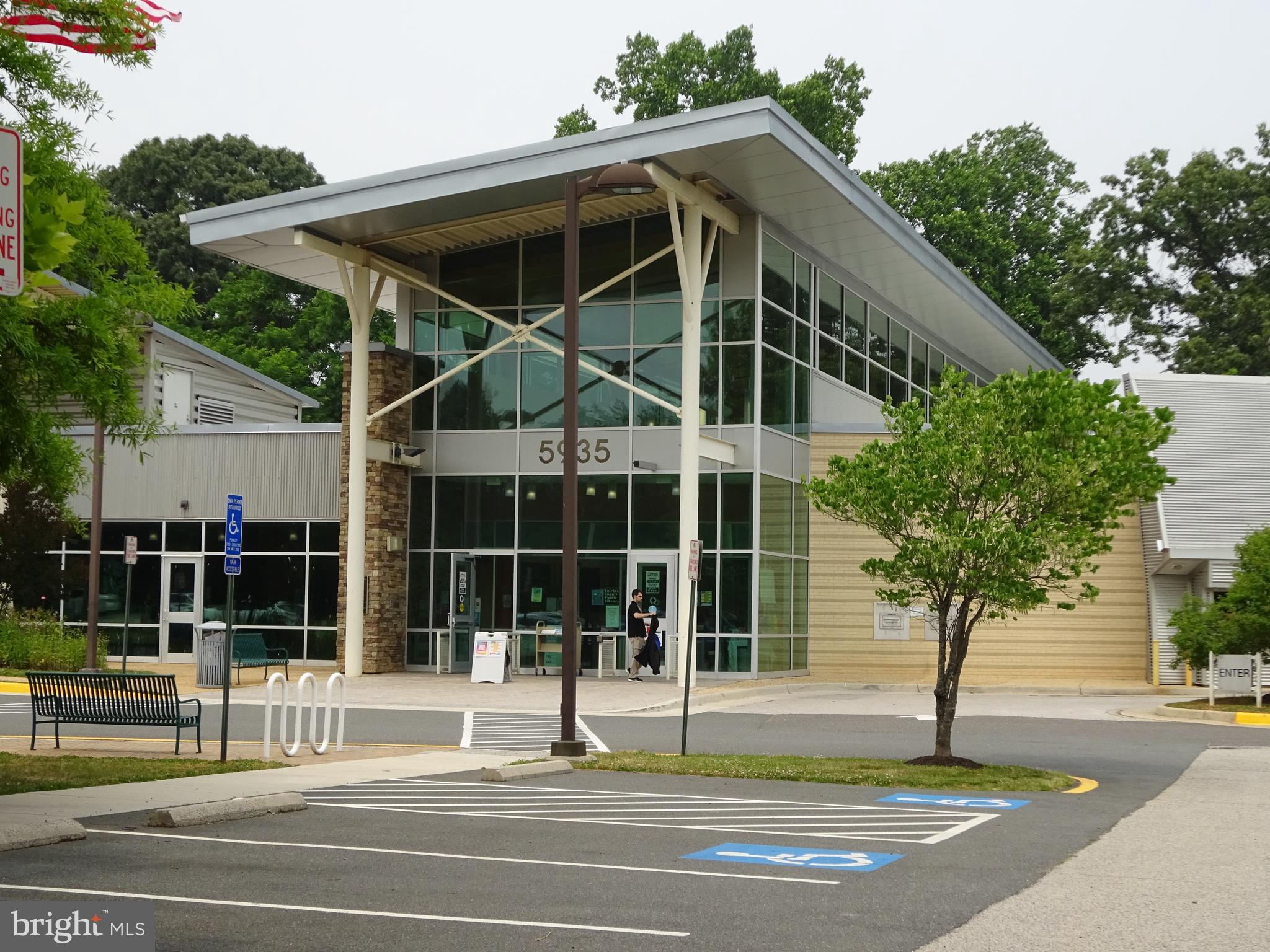 SIGNAL HILL - Residential