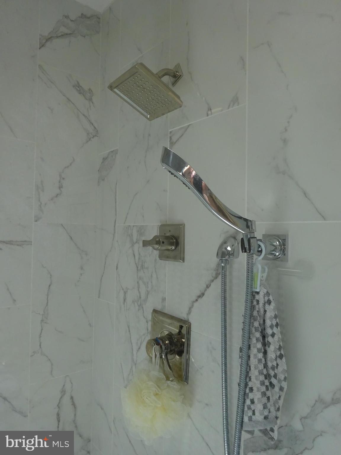 SIGNAL HILL - Residential