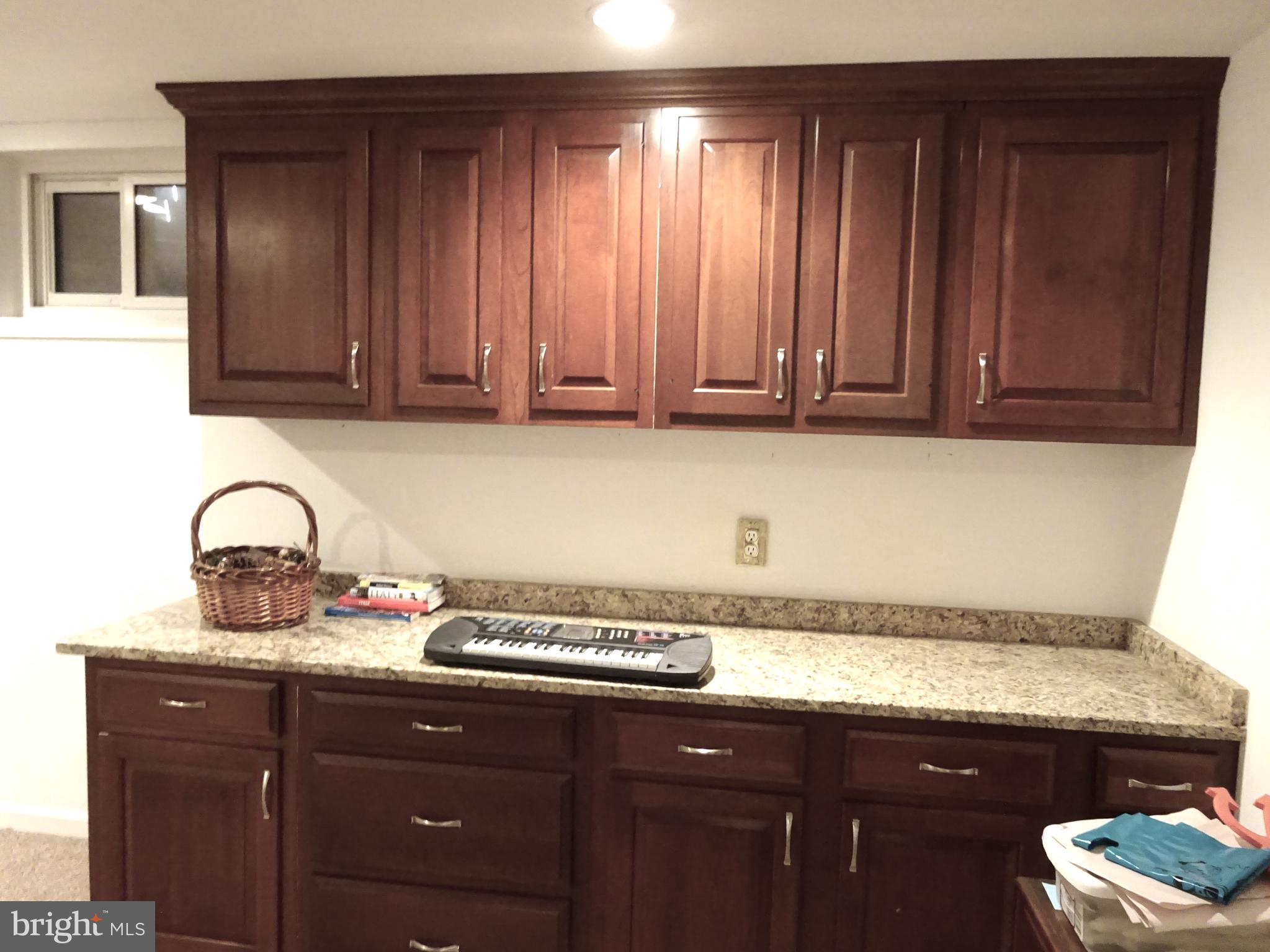 SIGNAL HILL - Residential