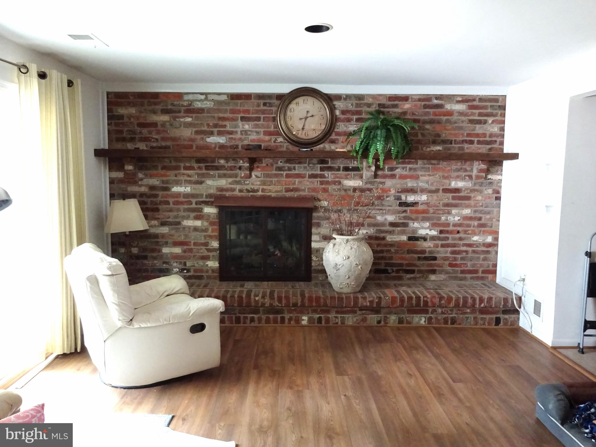 SIGNAL HILL - Residential