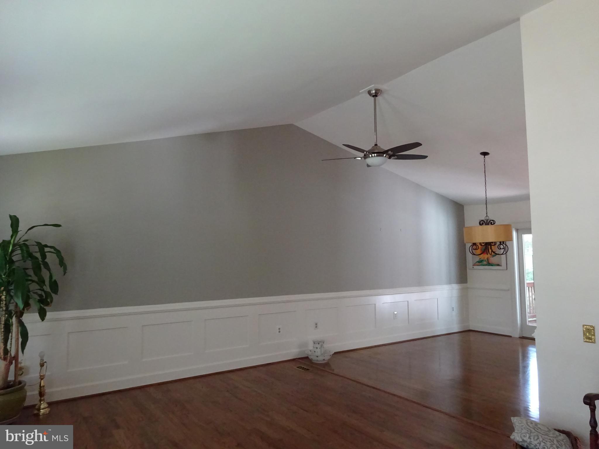 SIGNAL HILL - Residential