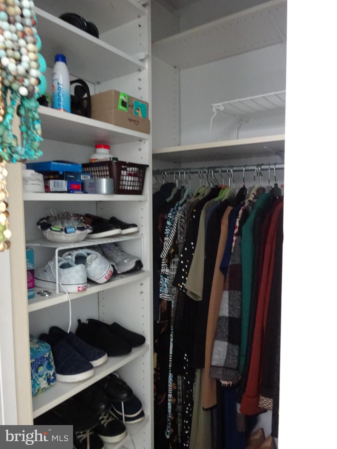 SIGNAL HILL - Residential