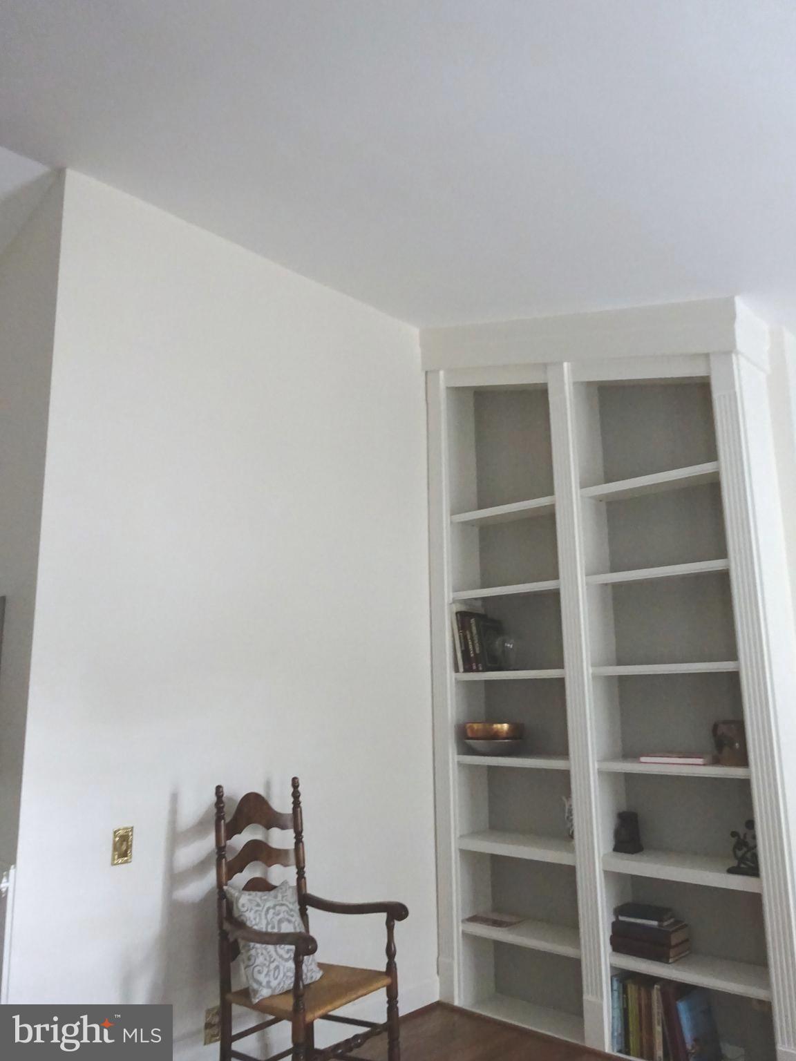 SIGNAL HILL - Residential