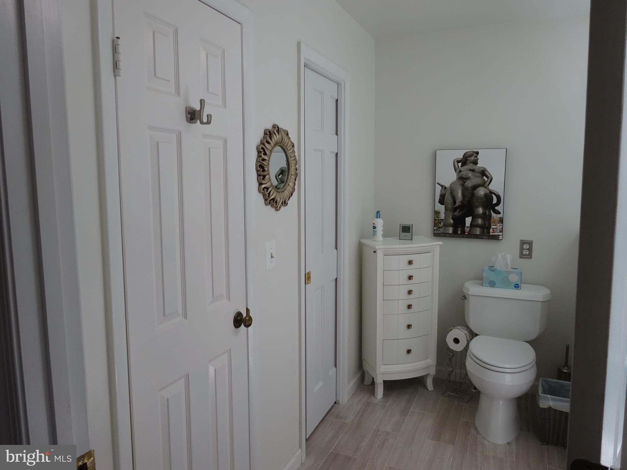 SIGNAL HILL - Residential