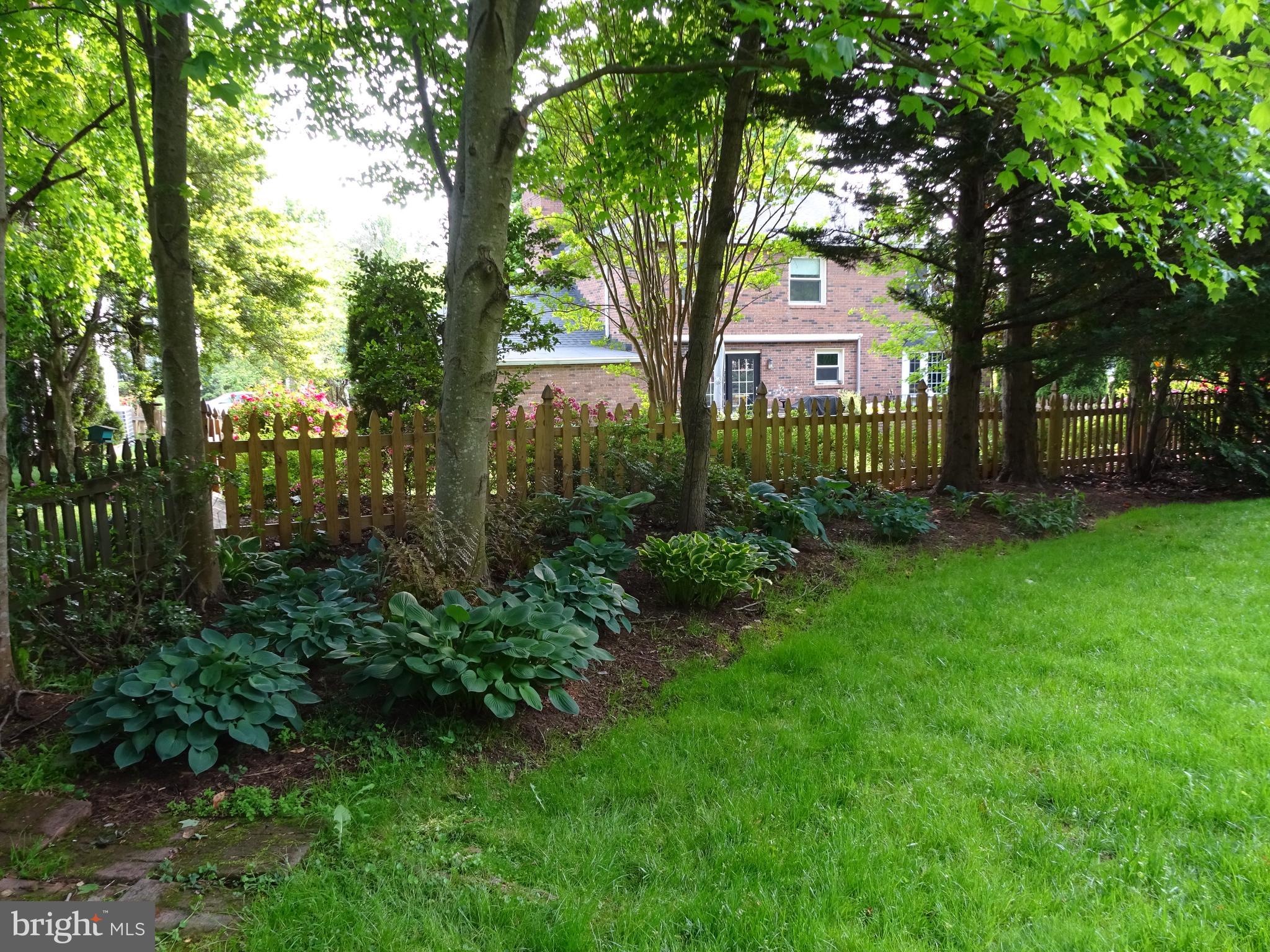 SIGNAL HILL - Residential