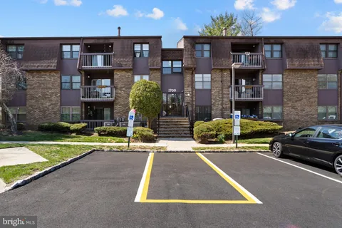 1724 Country Mill Drive, East Windsor, NJ MLS: NJME2056794