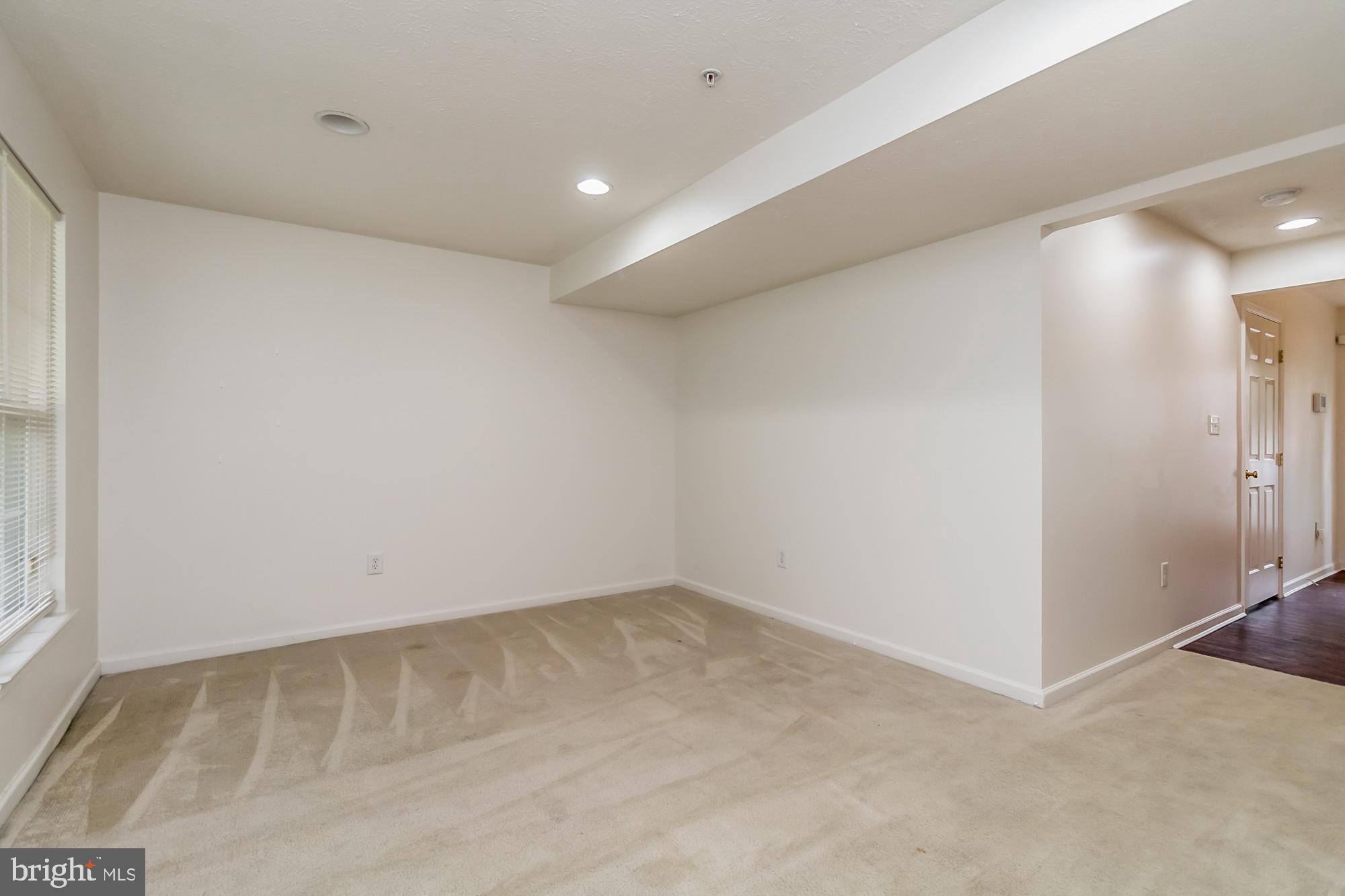 BALDWIN MANOR - Residential