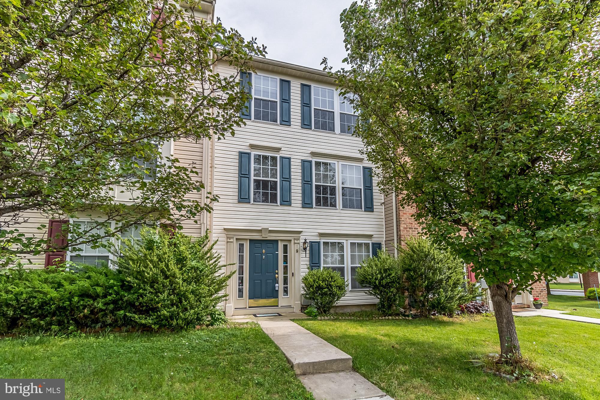 BALDWIN MANOR - Residential