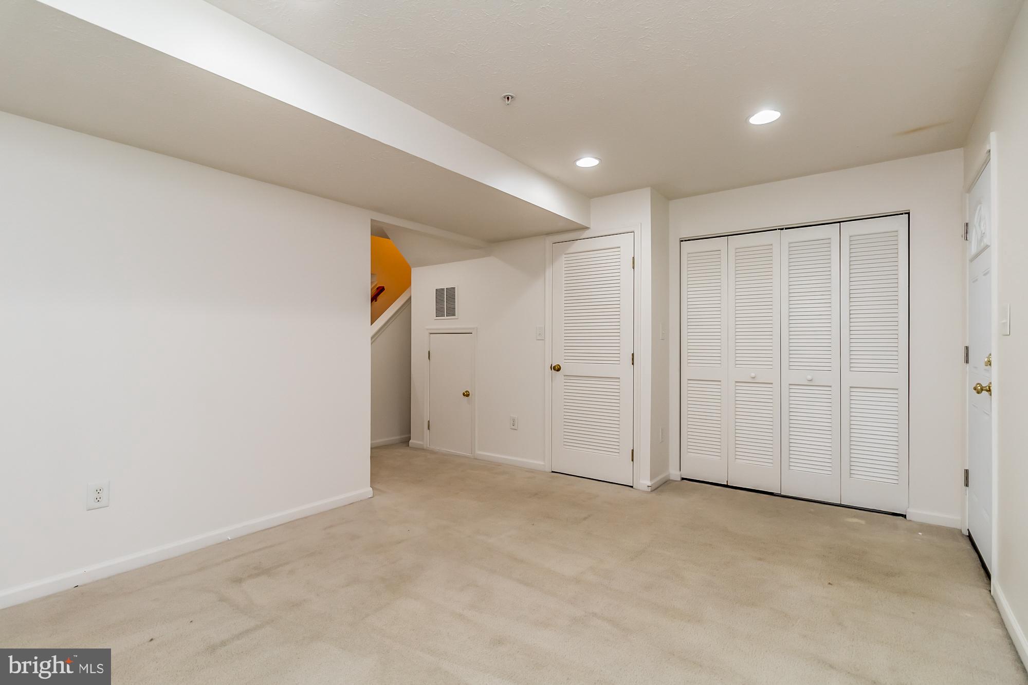 BALDWIN MANOR - Residential