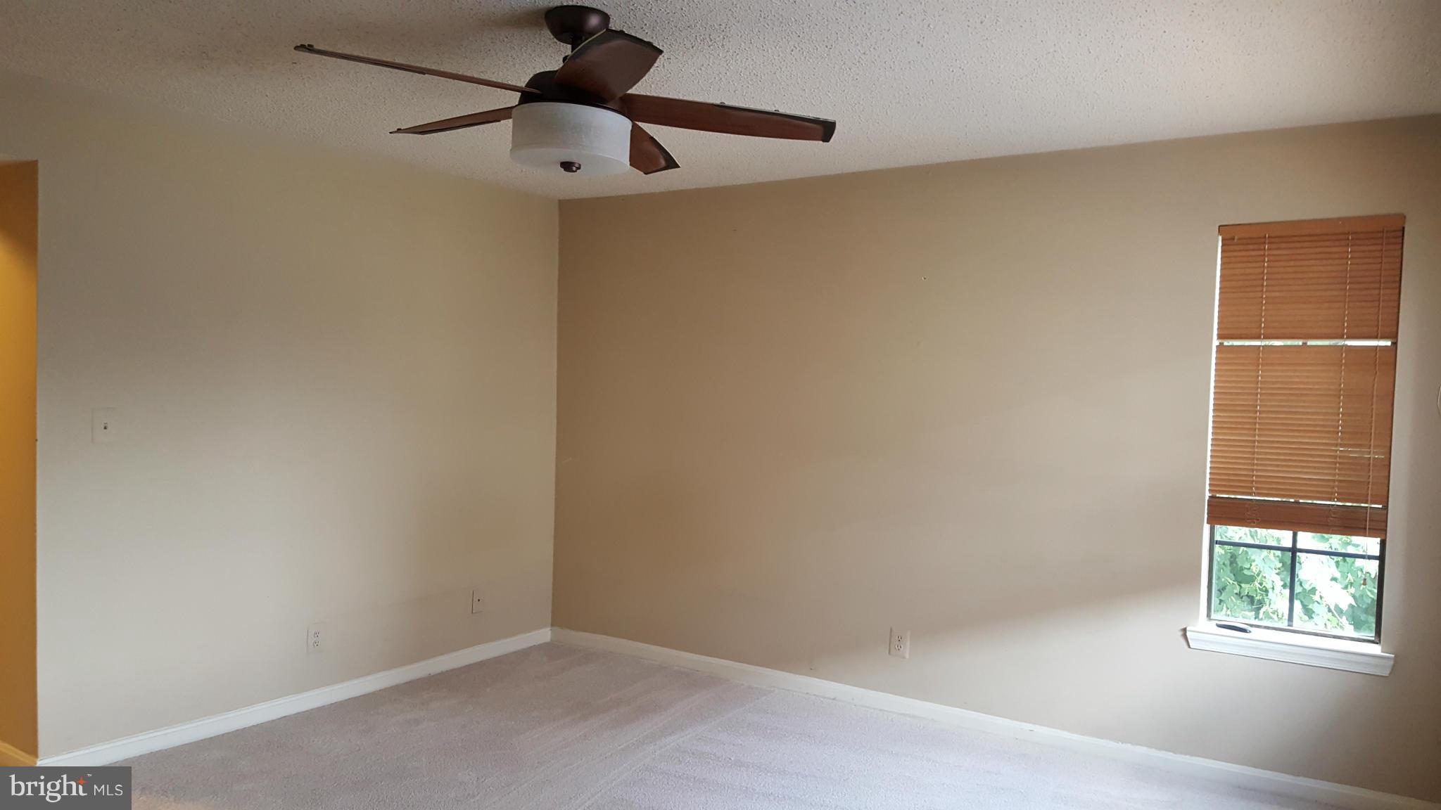 TIERS OF MANCHESTER LAKES - Residential Lease