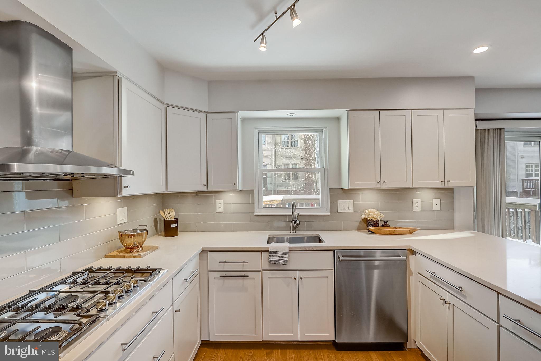 WILDWOOD HILLS - Residential