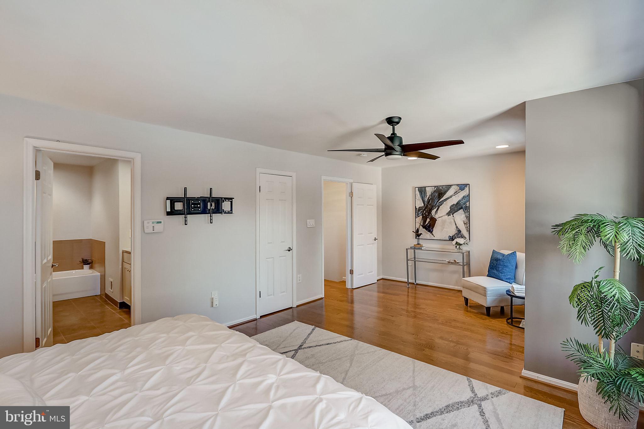 WILDWOOD HILLS - Residential