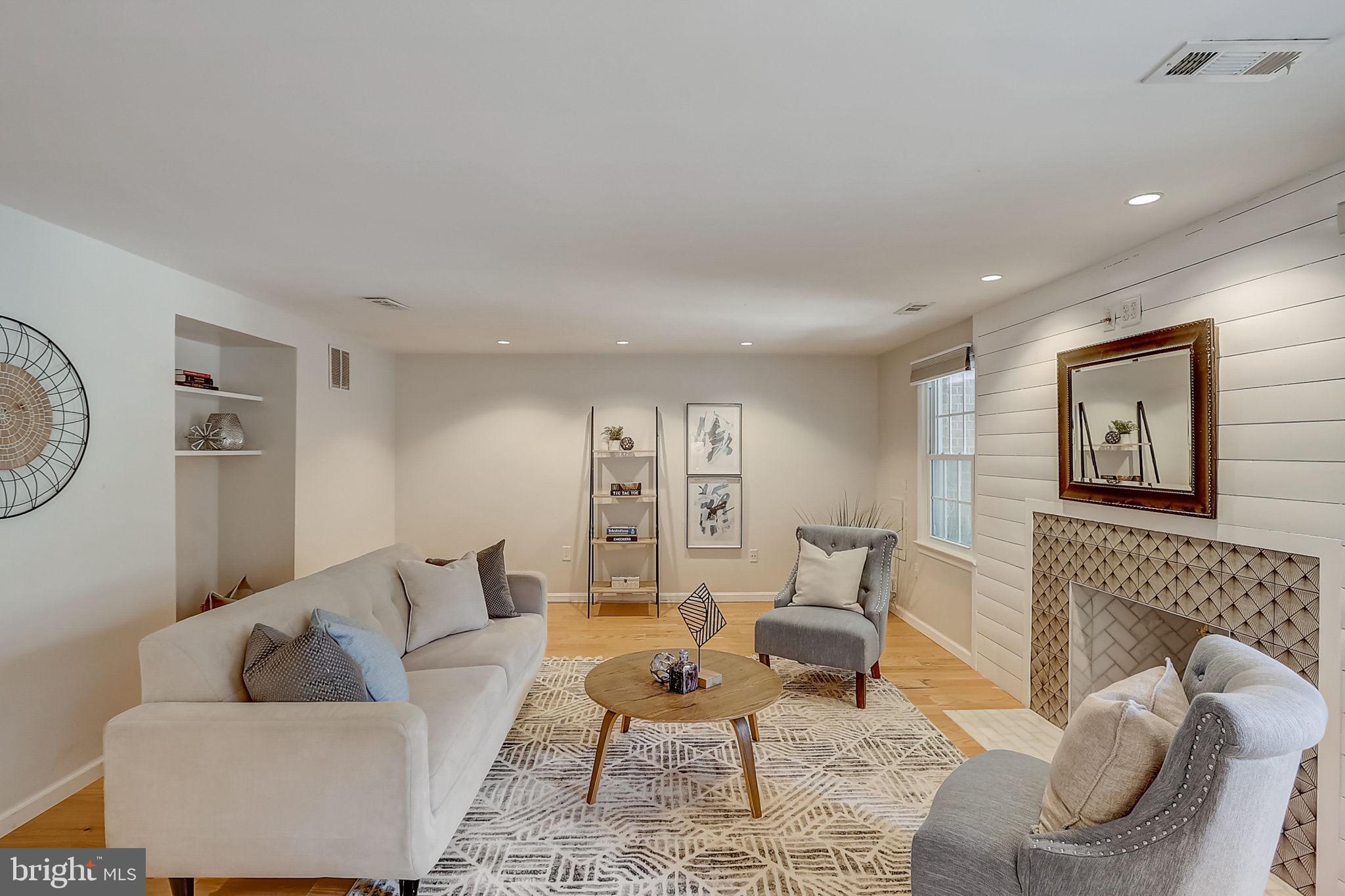 WILDWOOD HILLS - Residential