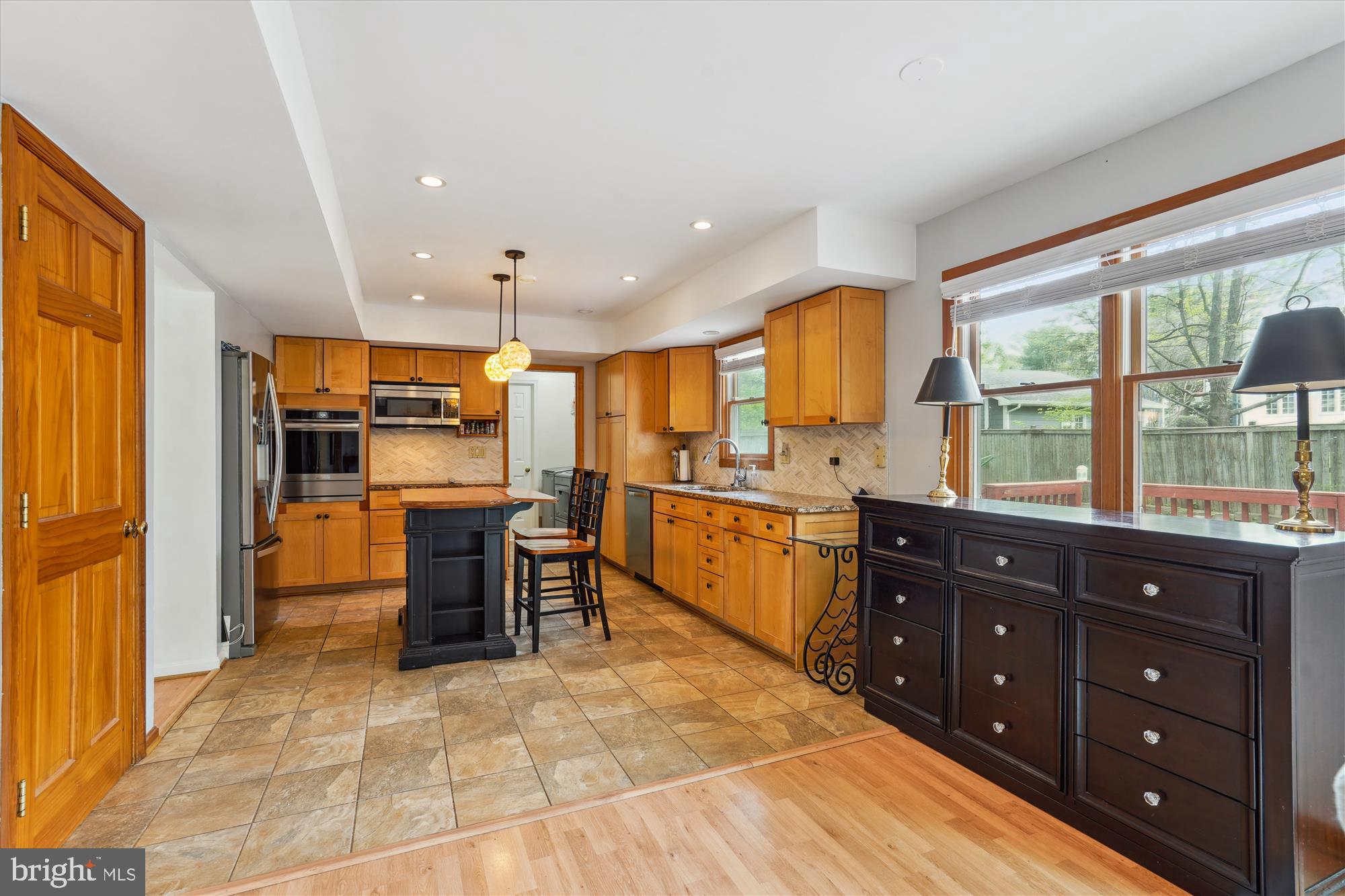 2915 CHAIN BRIDGE ROAD