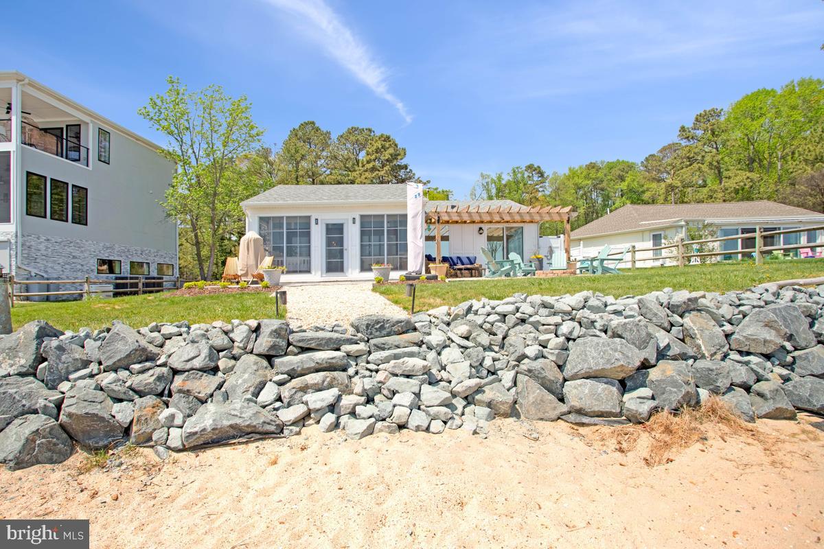 DRUM POINT - Residential