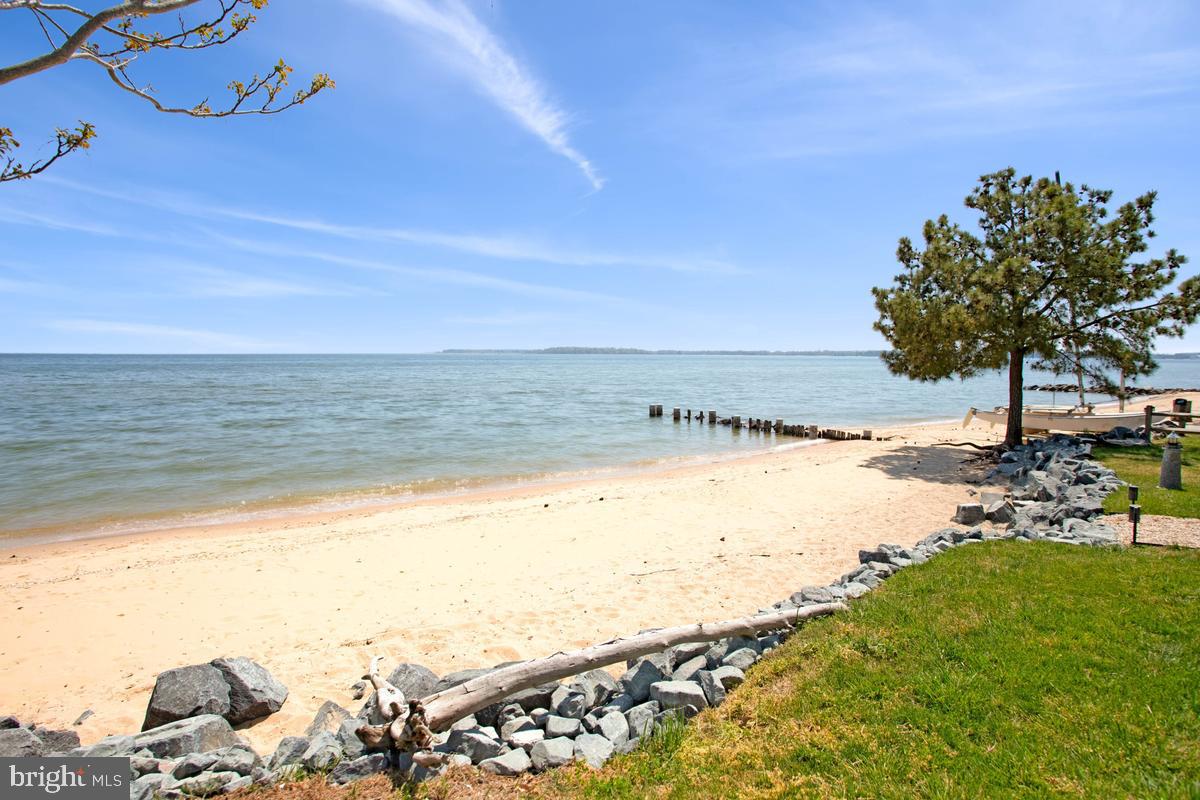 DRUM POINT - Residential