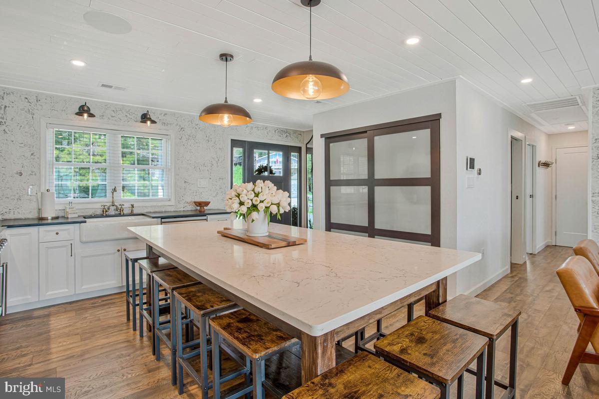 DRUM POINT - Residential