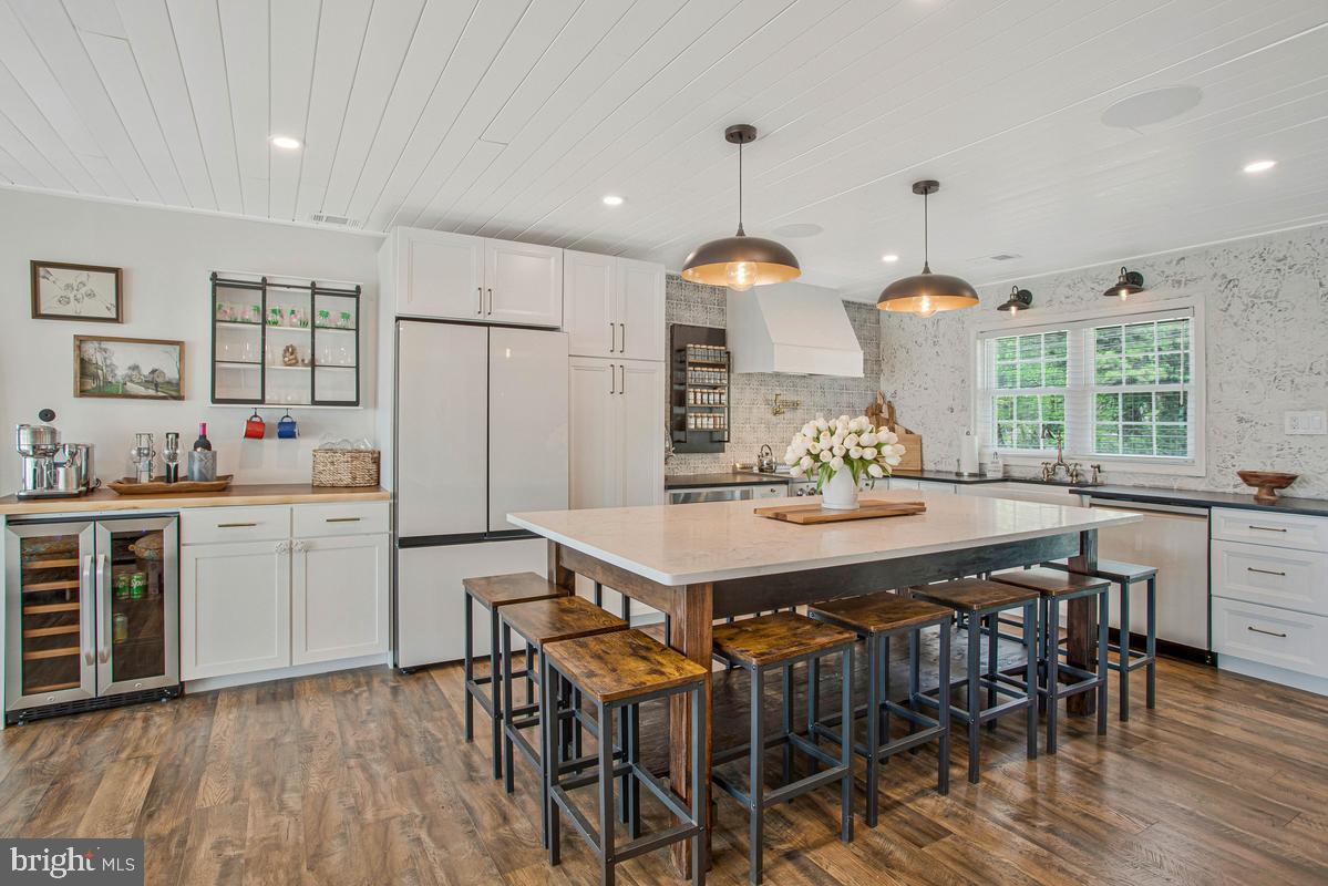 DRUM POINT - Residential