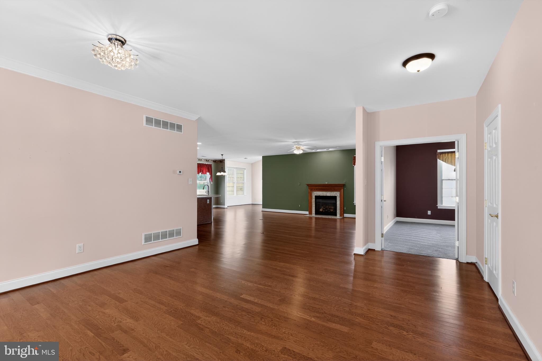 307 SAWGRASS COURT