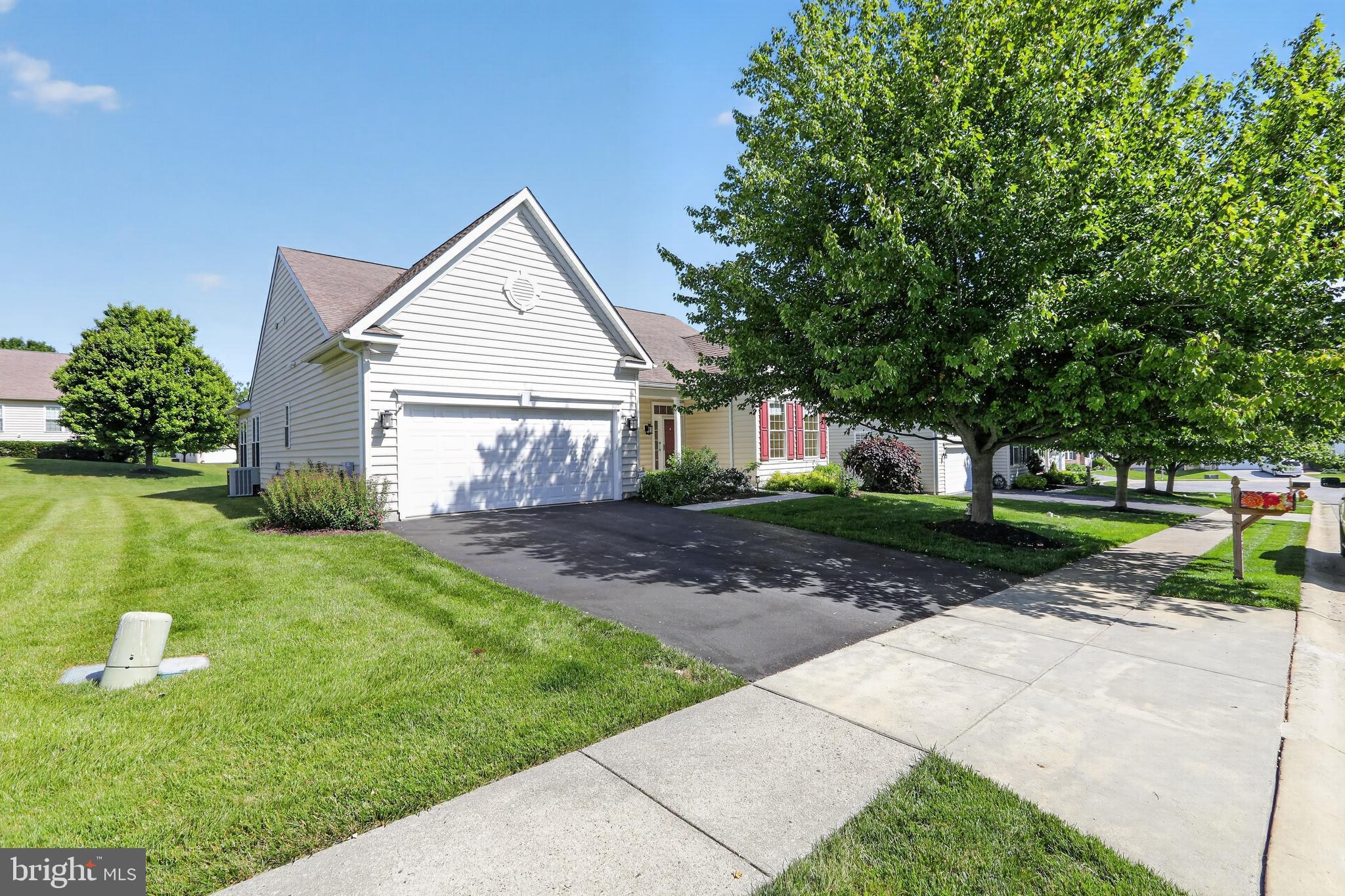 307 SAWGRASS COURT