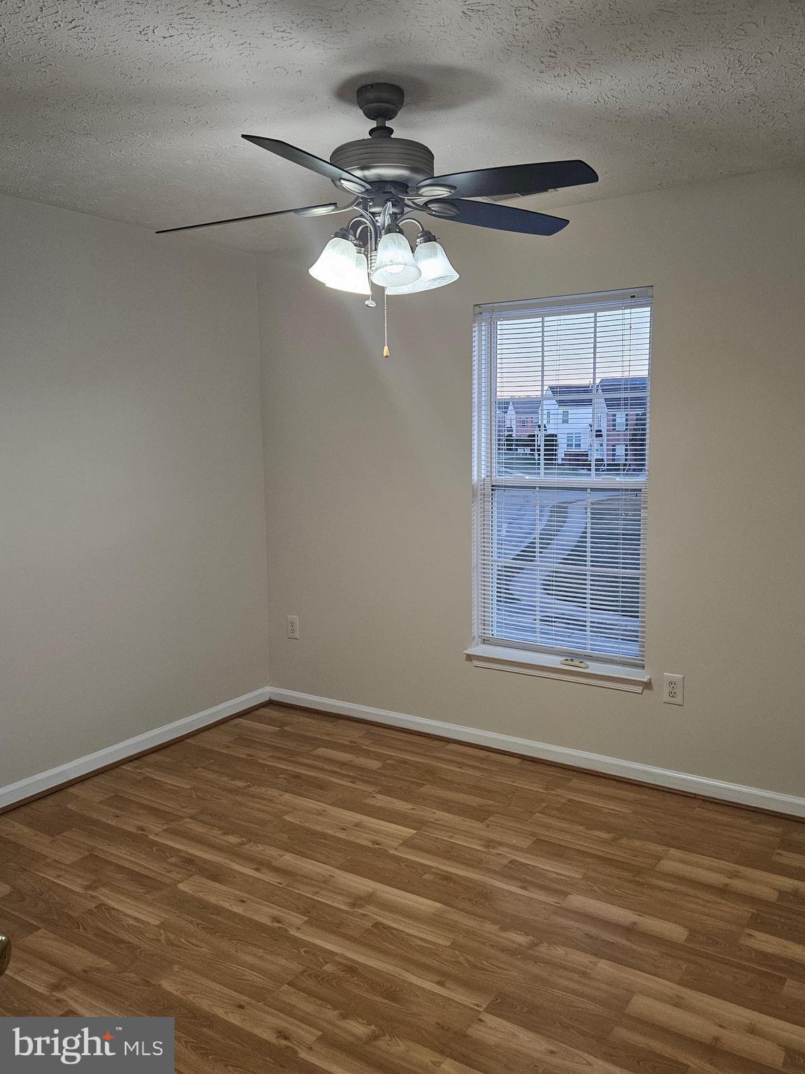 SEVEN OAKS - Residential Lease