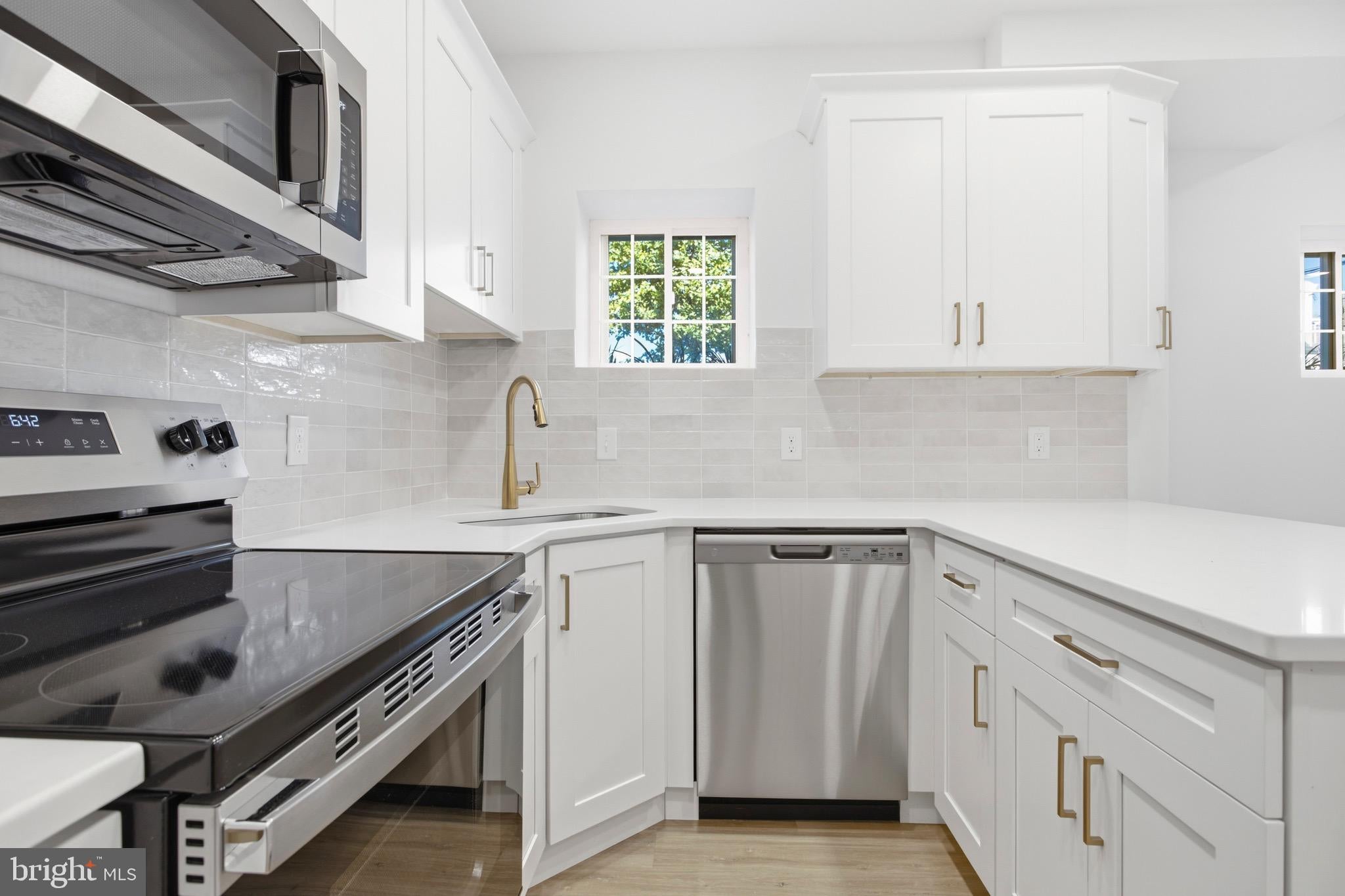 21 W FRONT STREET 1A