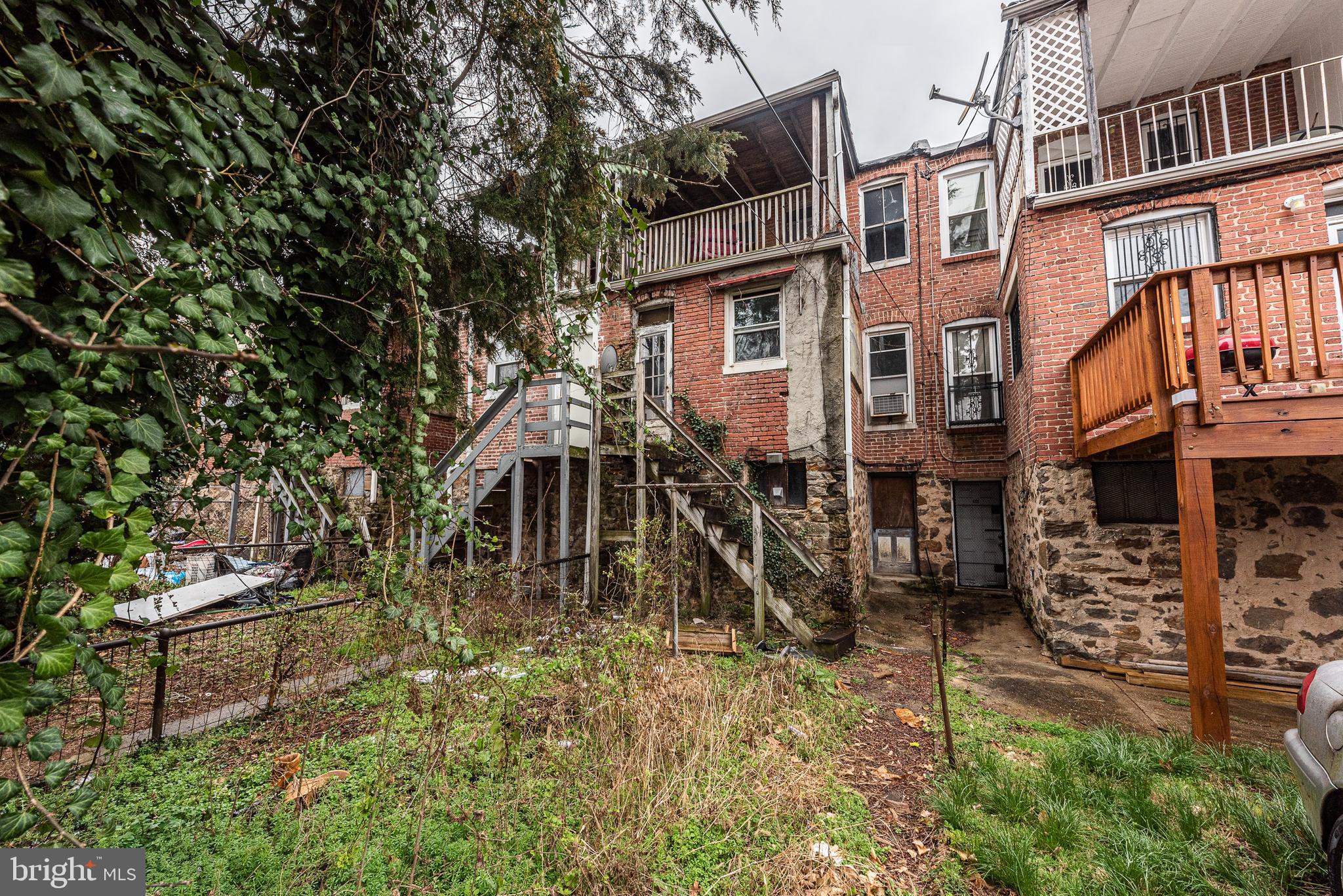 SAINT JOSEPHS - Residential