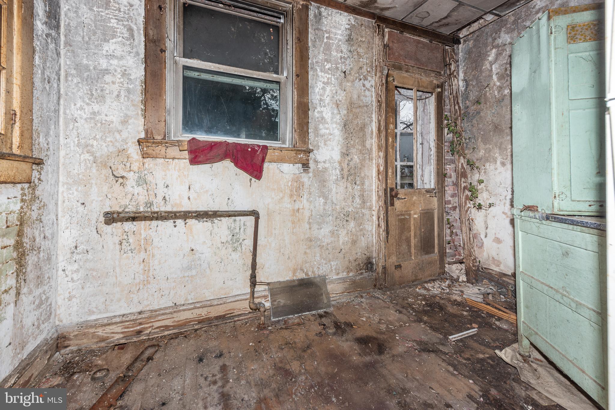 SAINT JOSEPHS - Residential