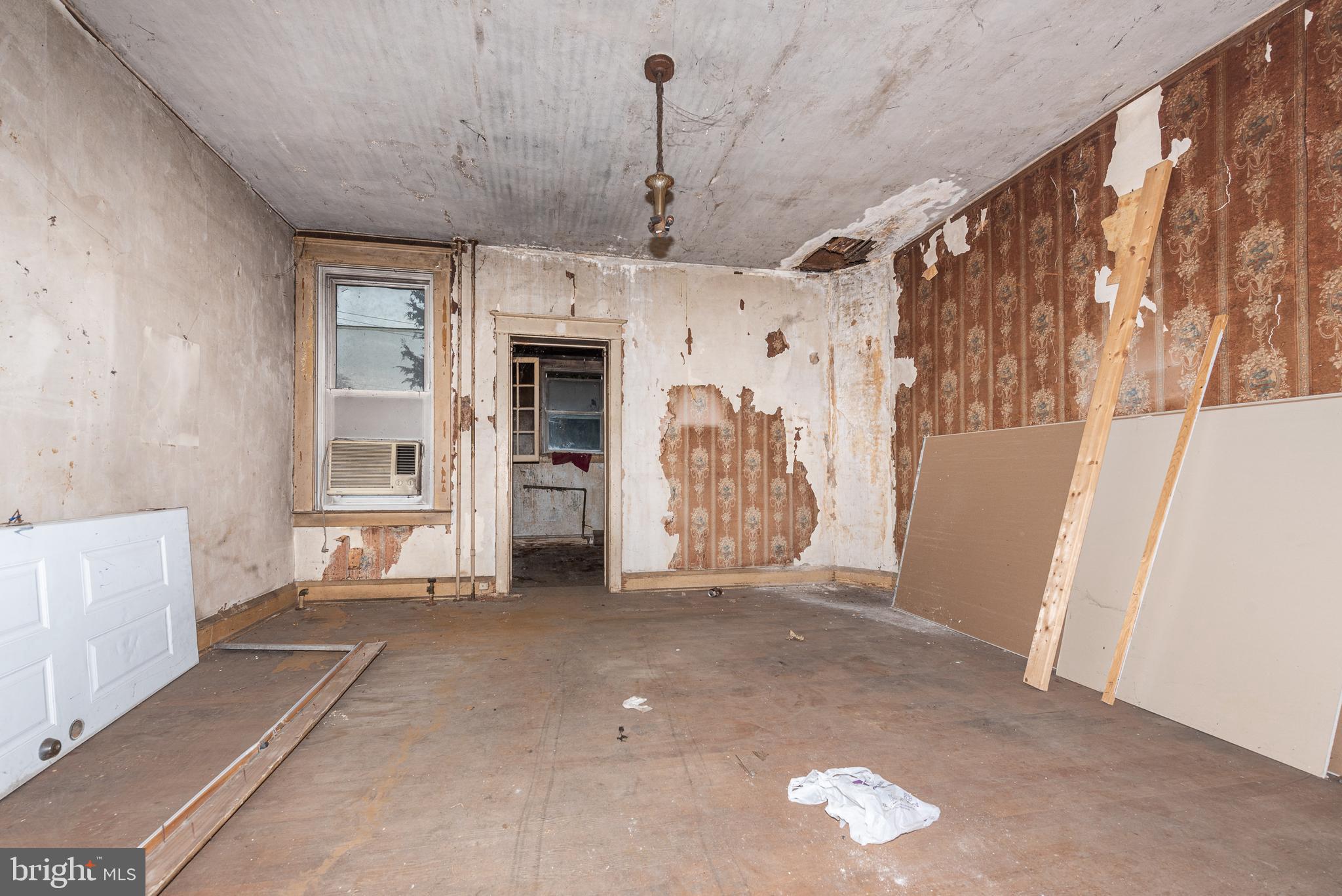 SAINT JOSEPHS - Residential