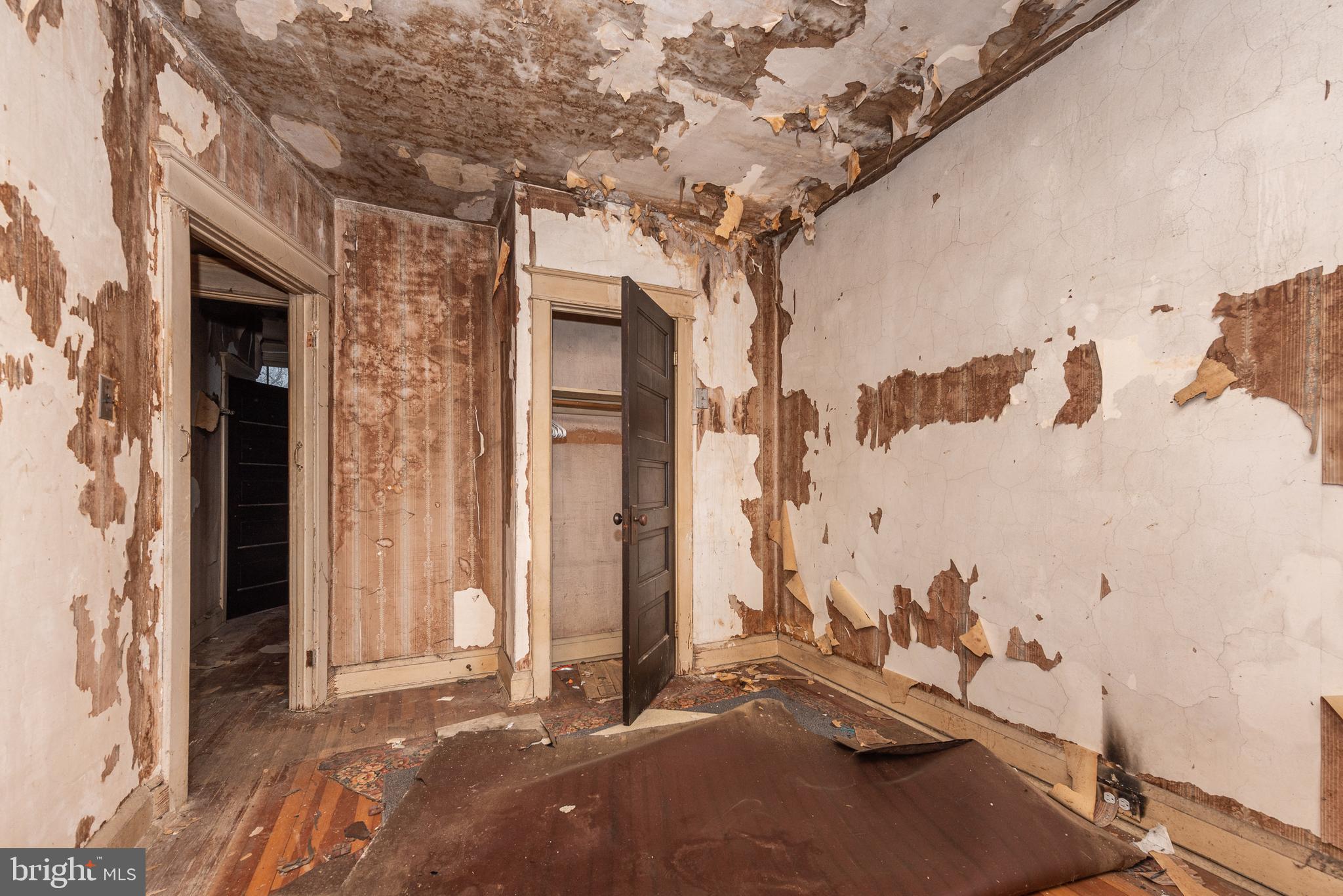 SAINT JOSEPHS - Residential