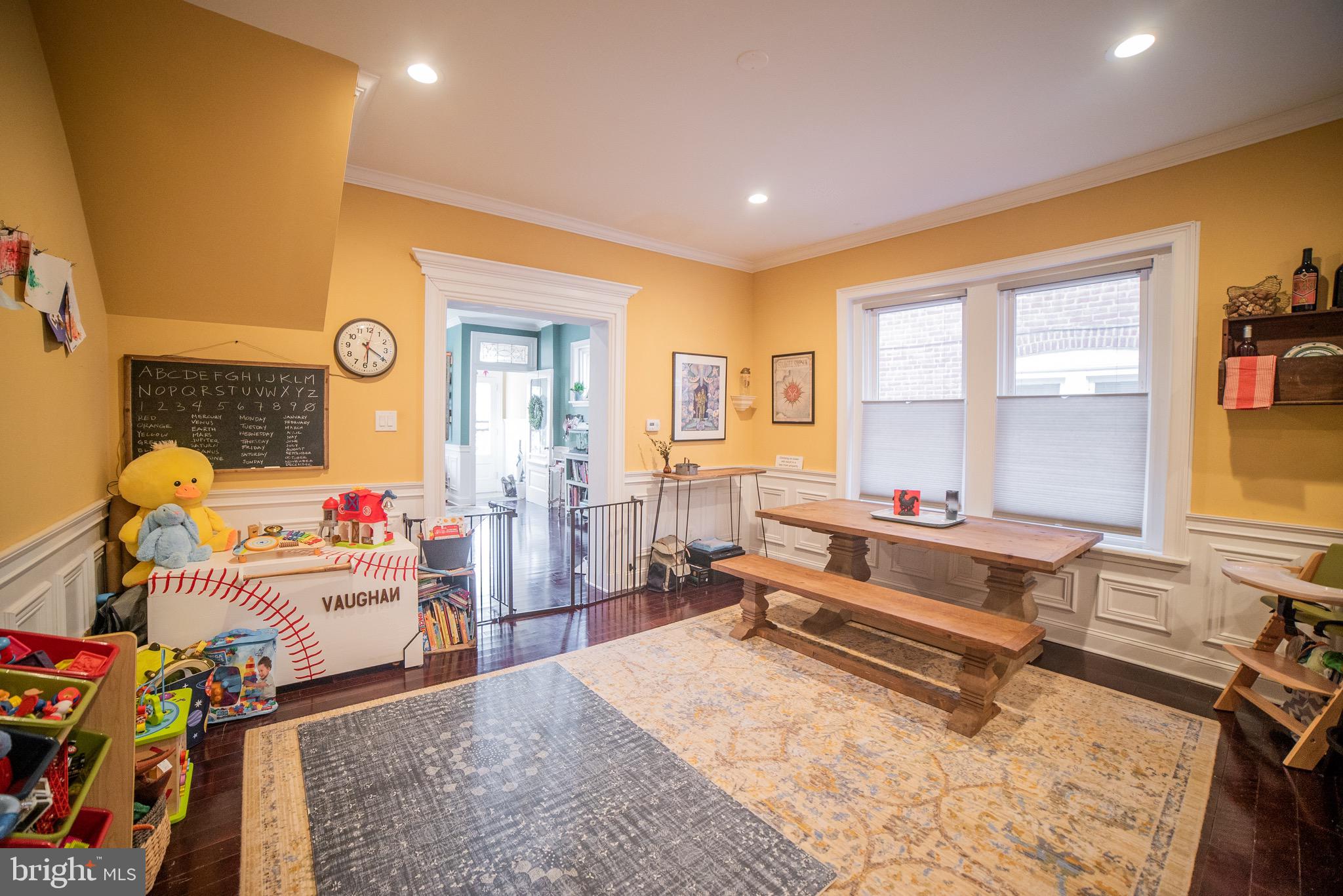 GERMANTOWN (WEST) - Residential