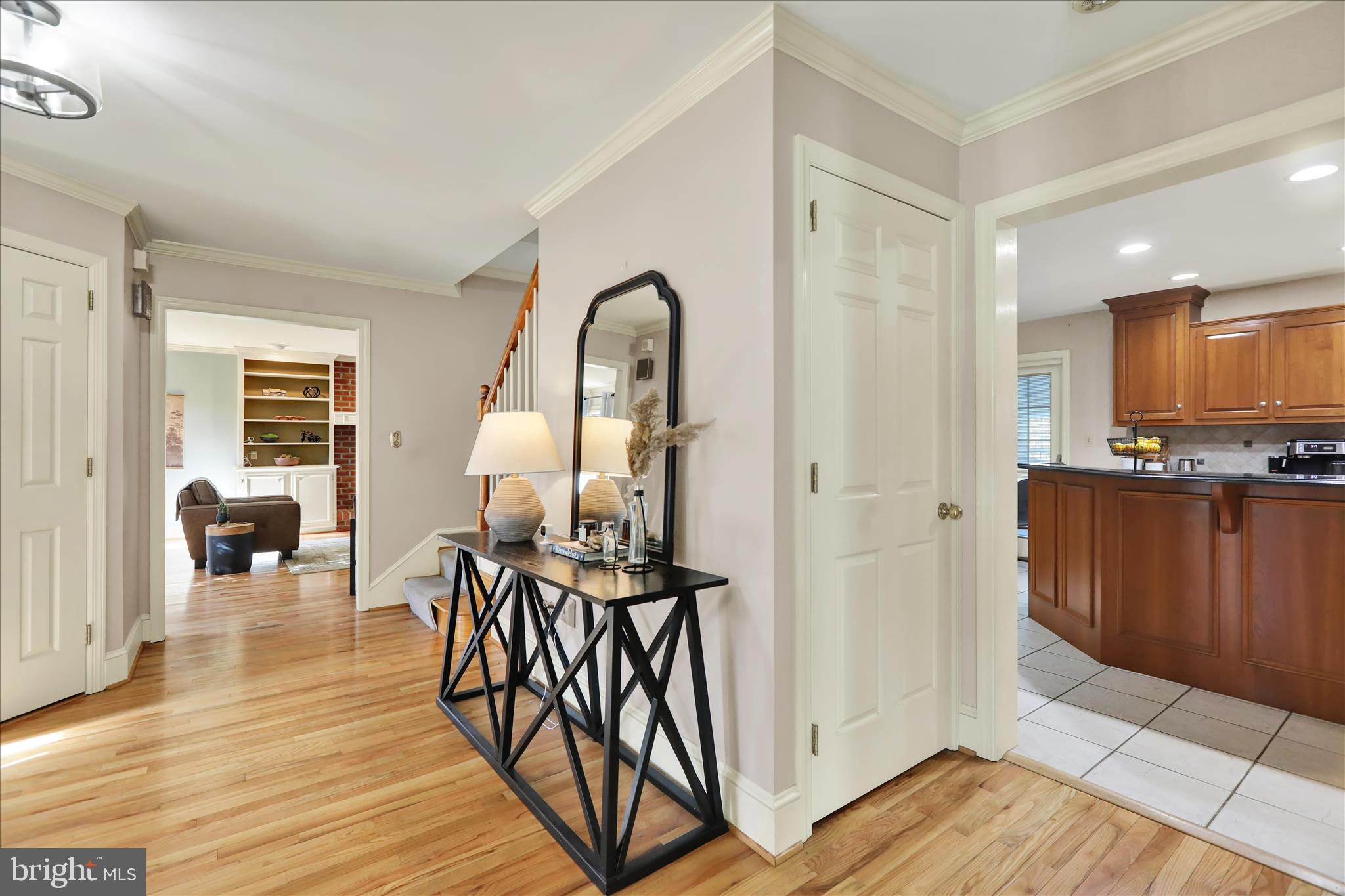 BIRDLAND - Residential