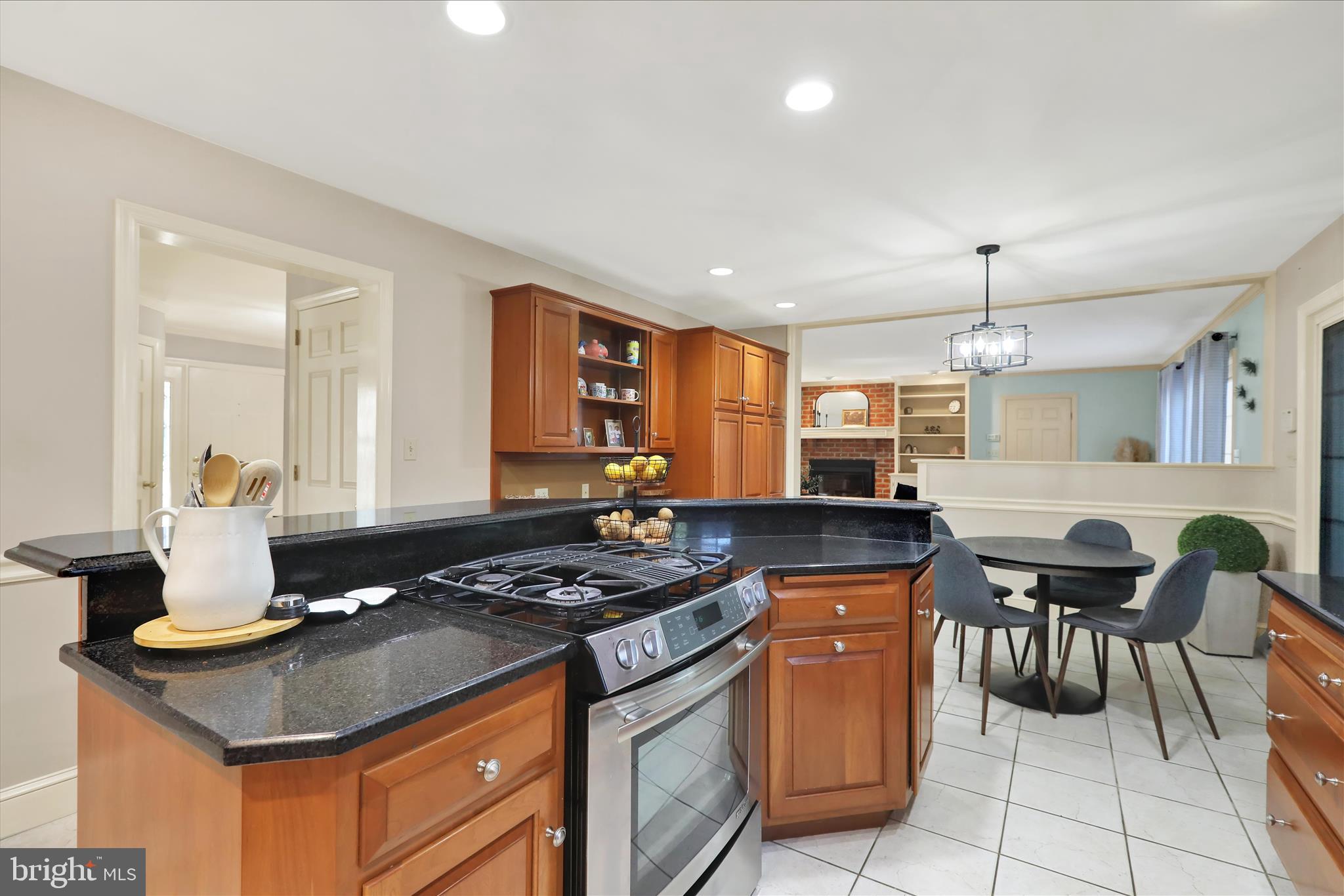 BIRDLAND - Residential