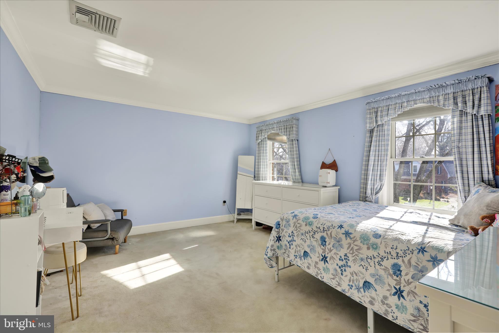 BIRDLAND - Residential