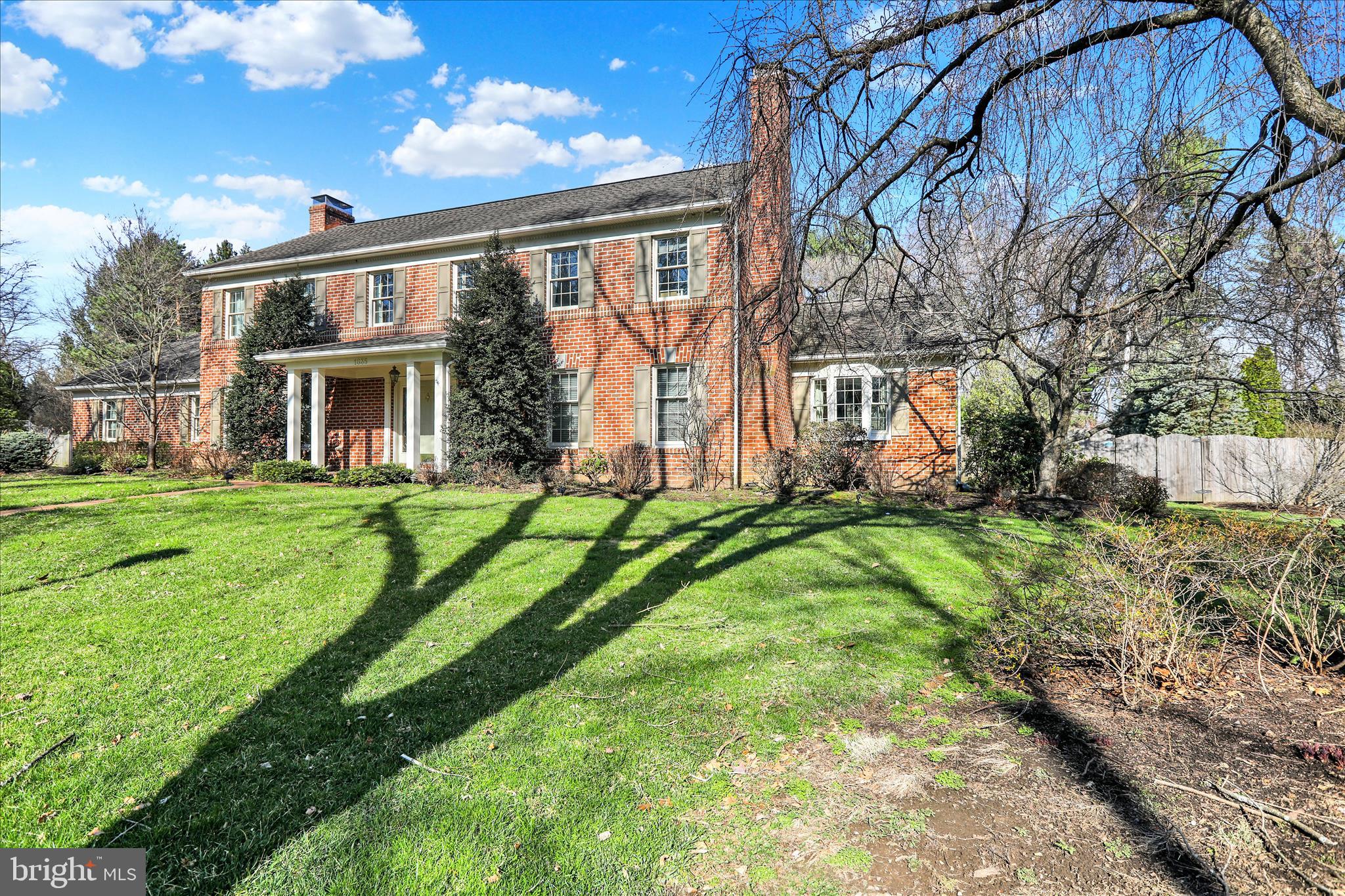 1635 MEADOWLARK ROAD