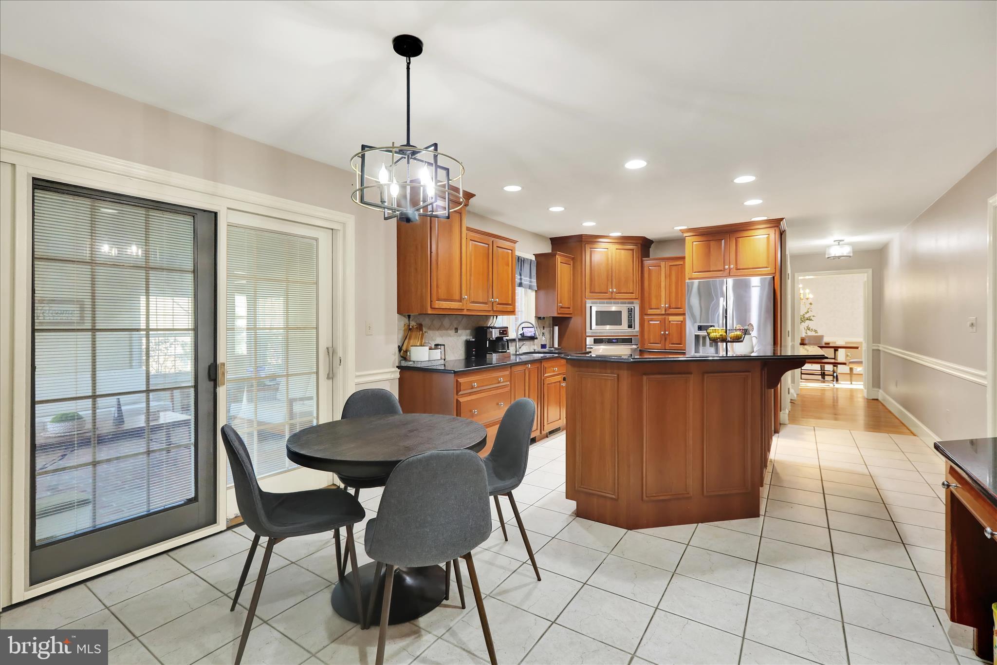 BIRDLAND - Residential