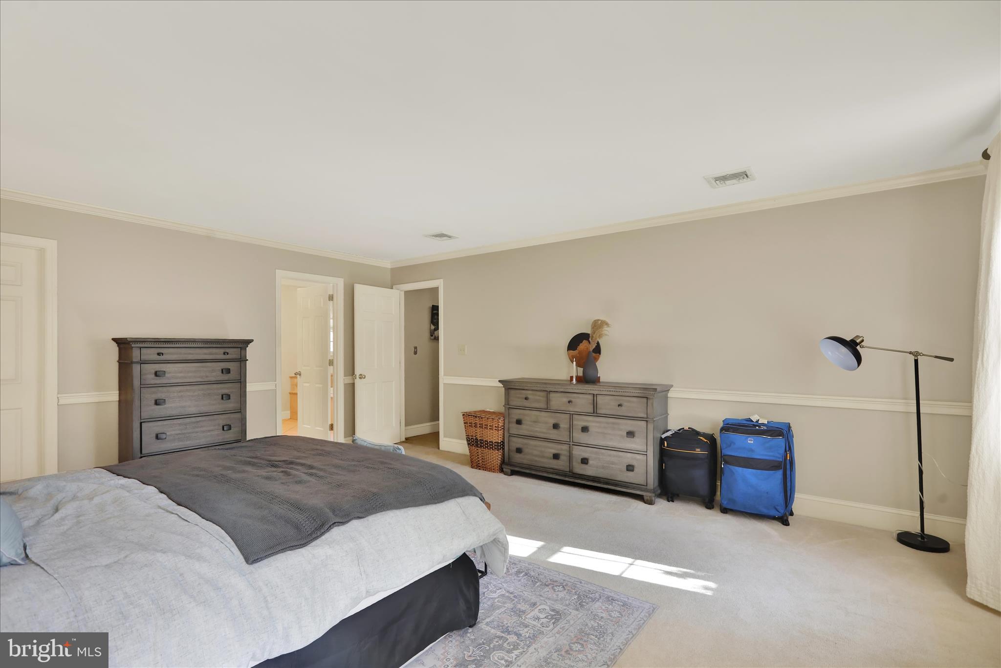 BIRDLAND - Residential