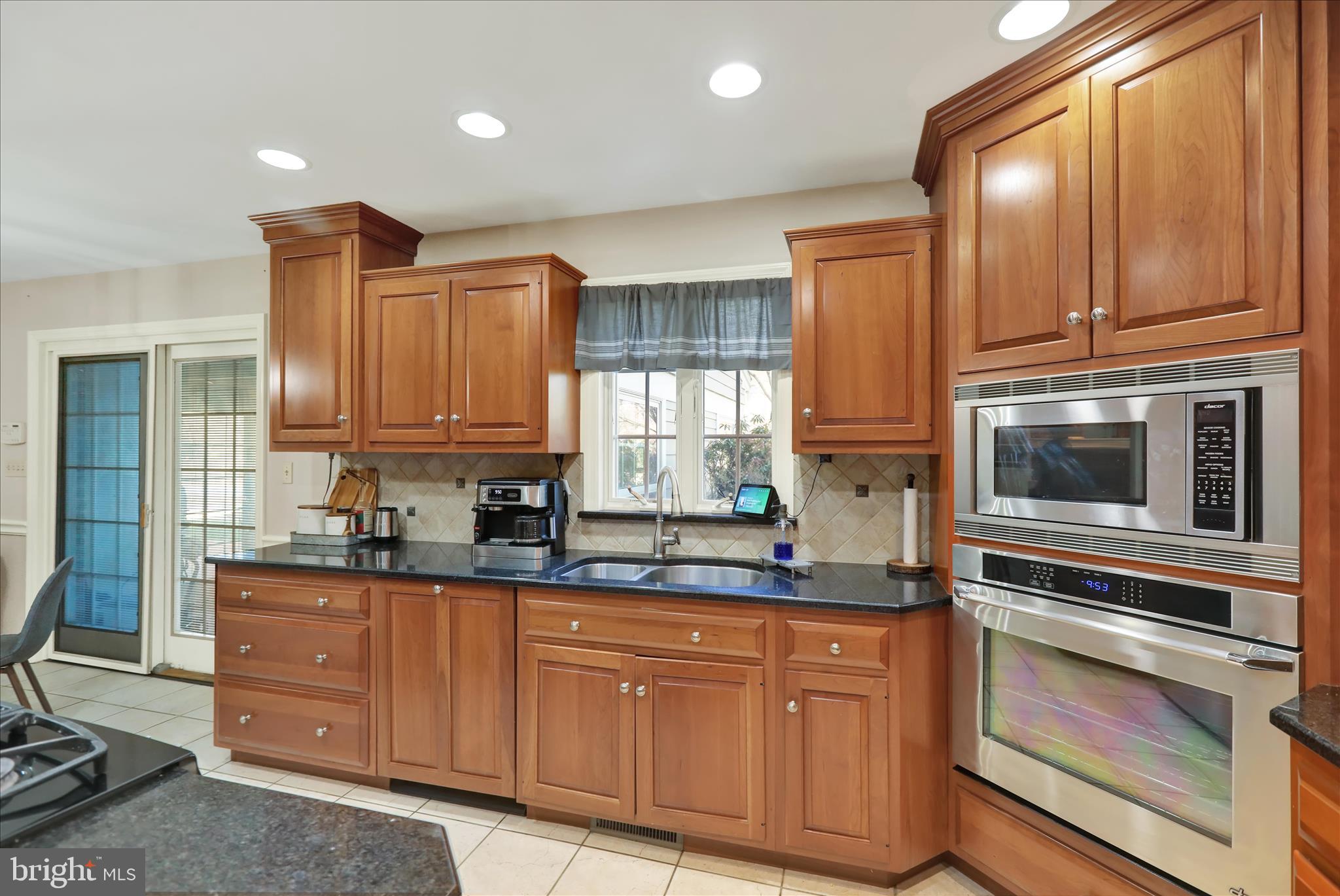 BIRDLAND - Residential