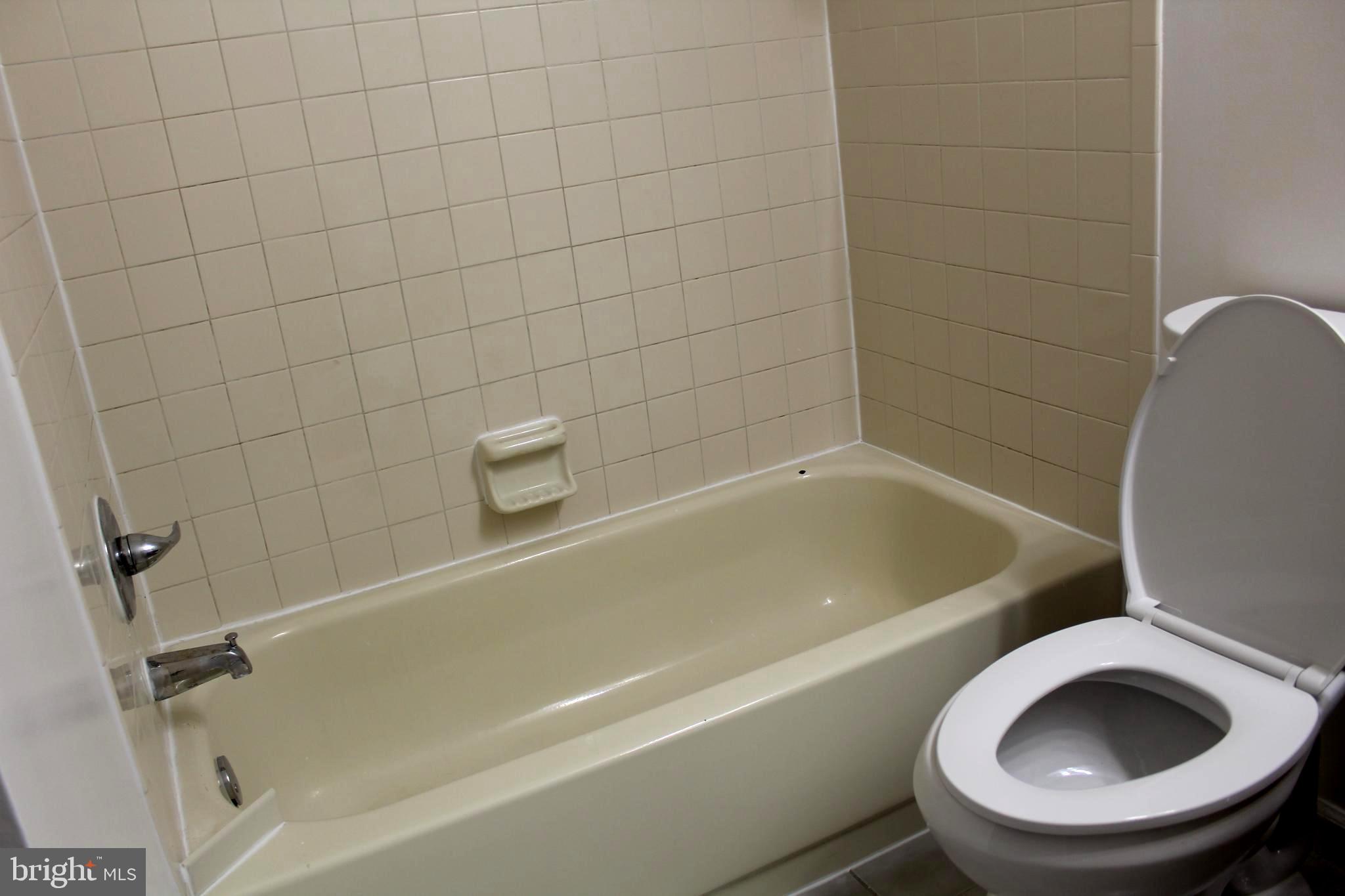 ROBIN MEADOWS - Residential