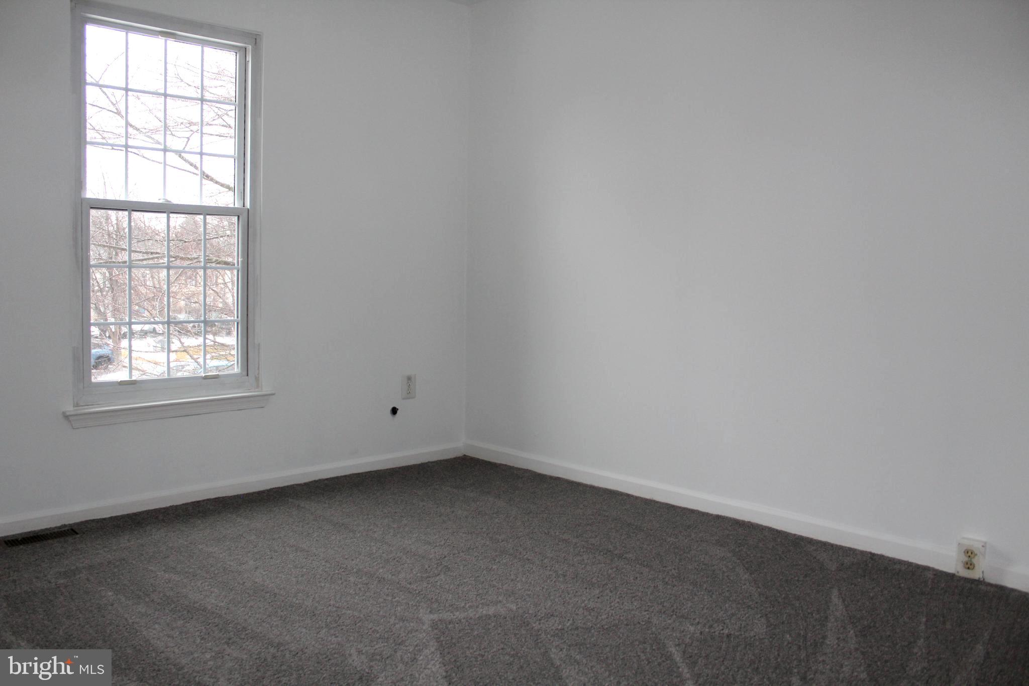 ROBIN MEADOWS - Residential