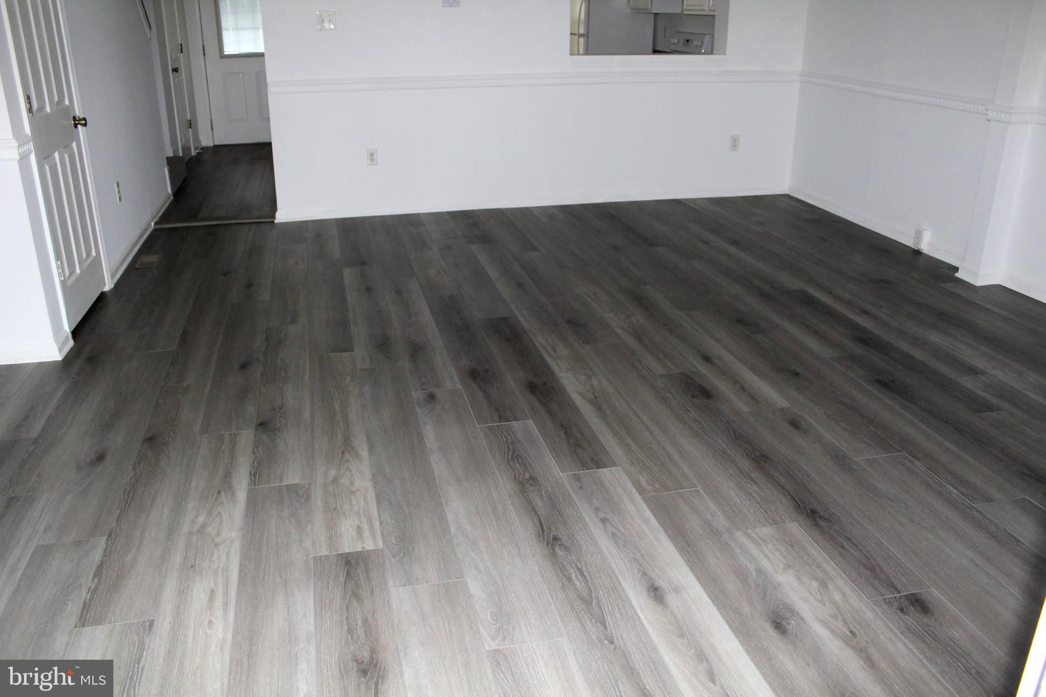 ROBIN MEADOWS - Residential