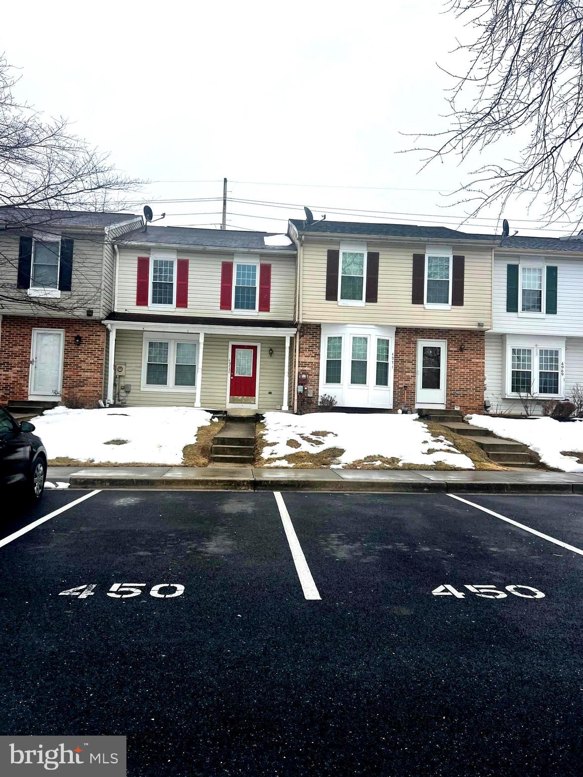 ROBIN MEADOWS - Residential