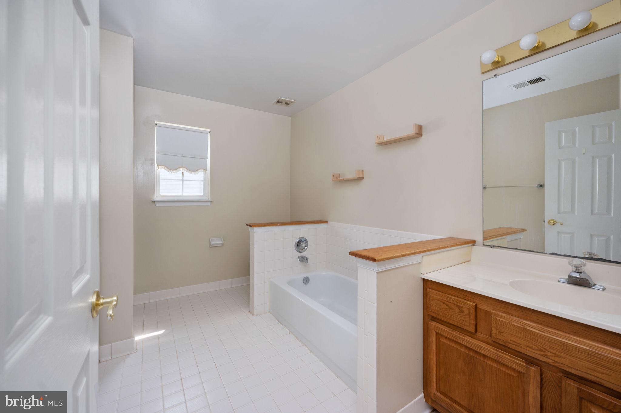 DALE CITY - Residential