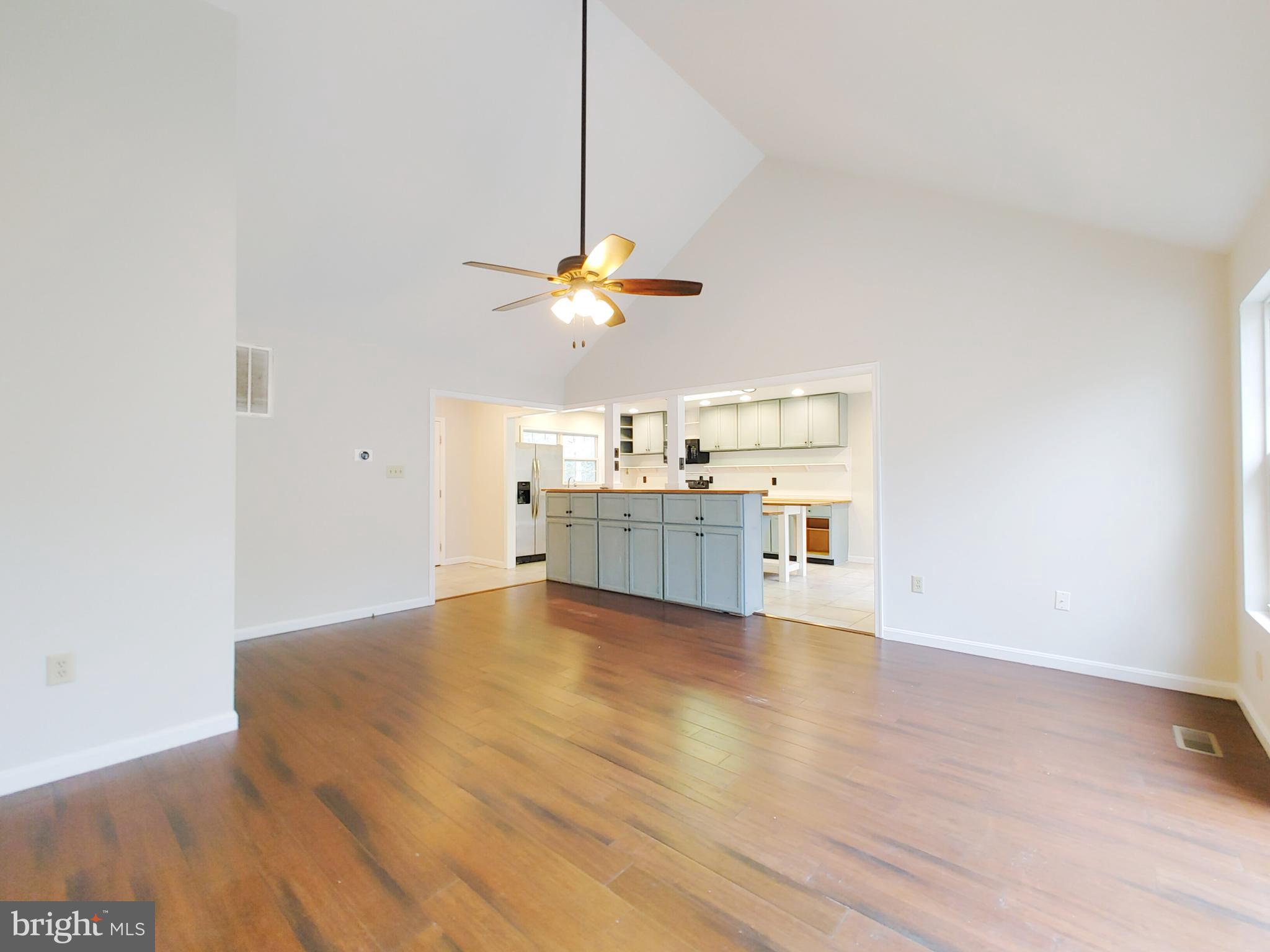 WHITE SANDS - Residential