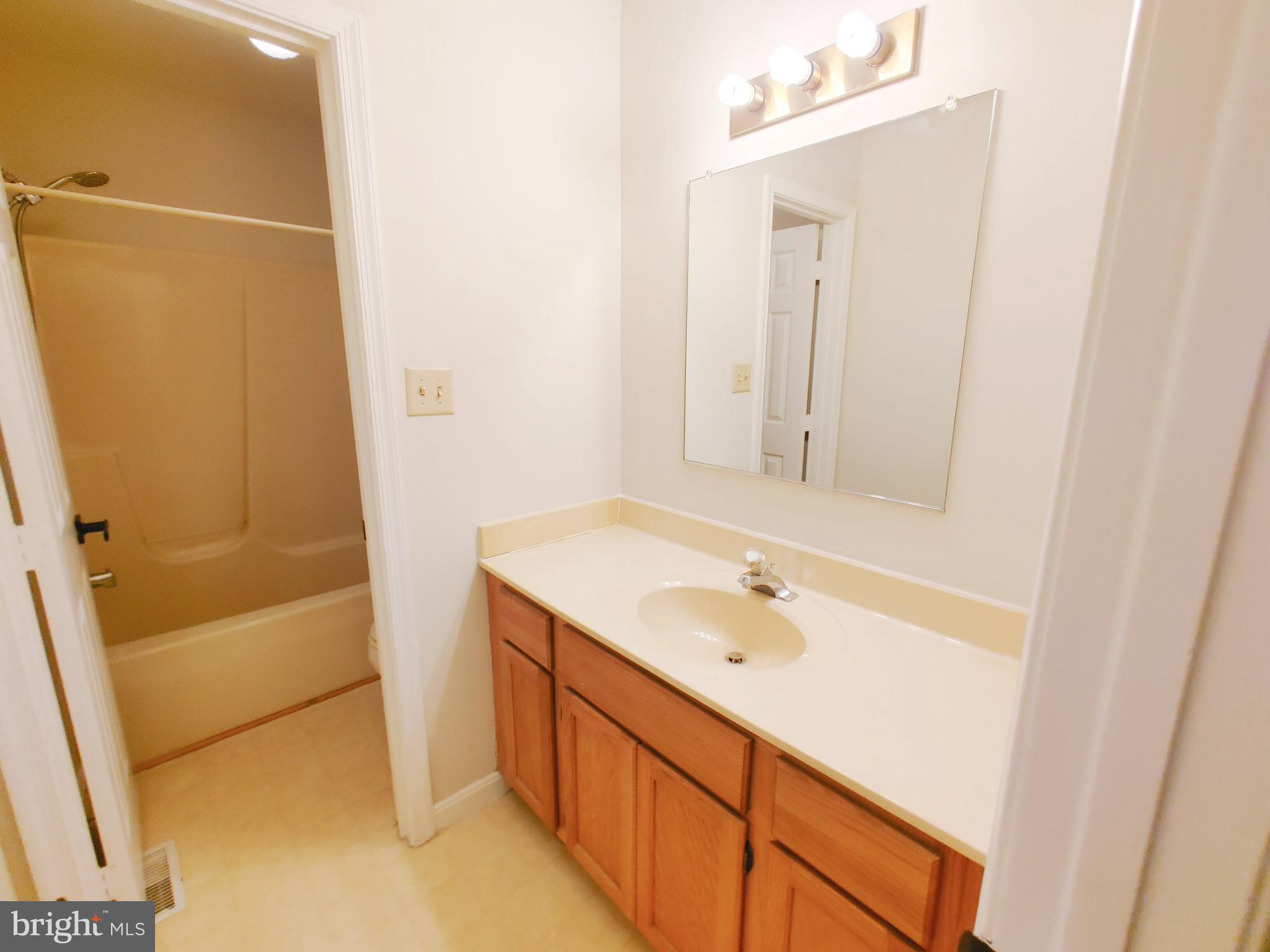 WHITE SANDS - Residential