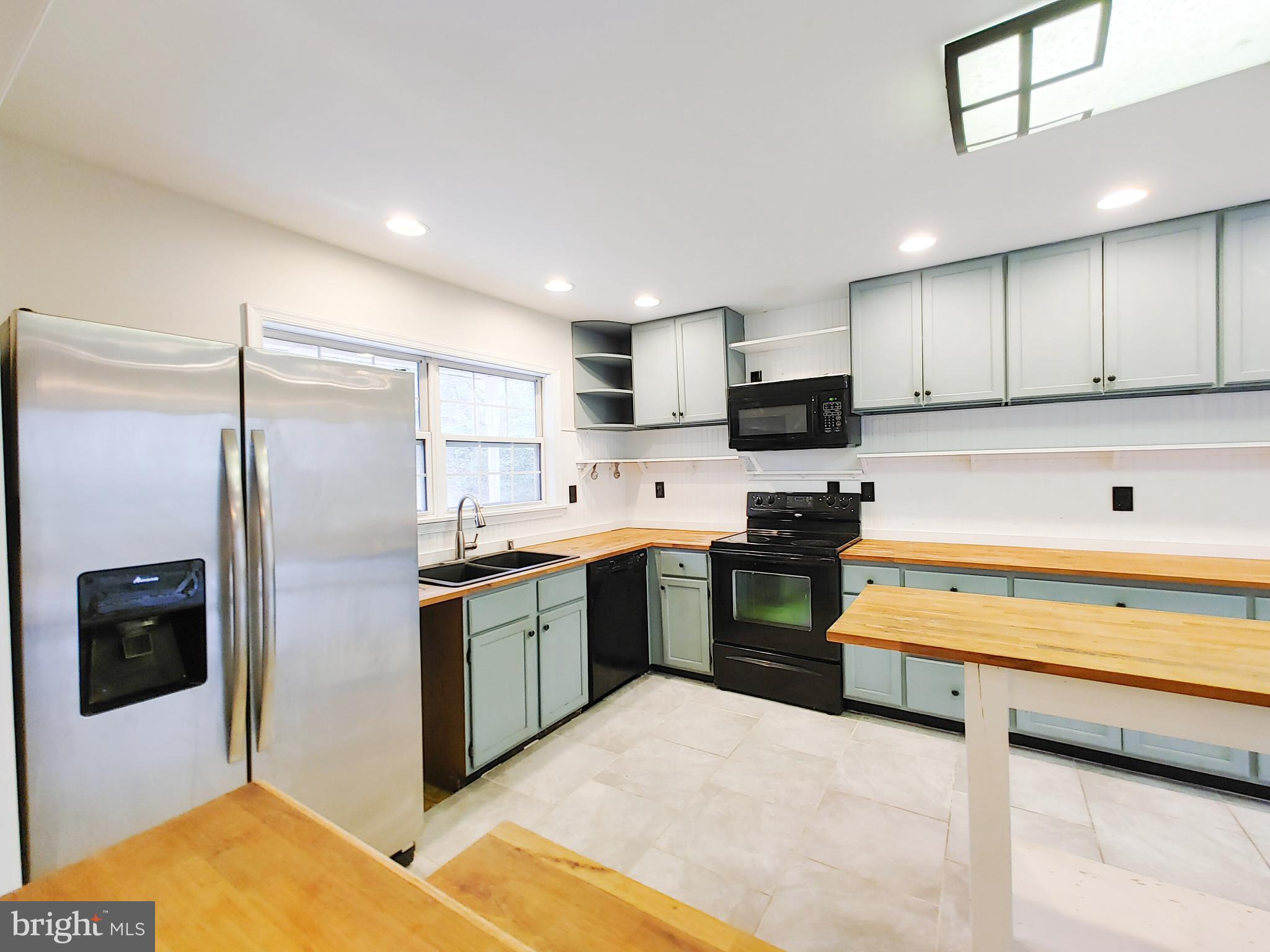 WHITE SANDS - Residential