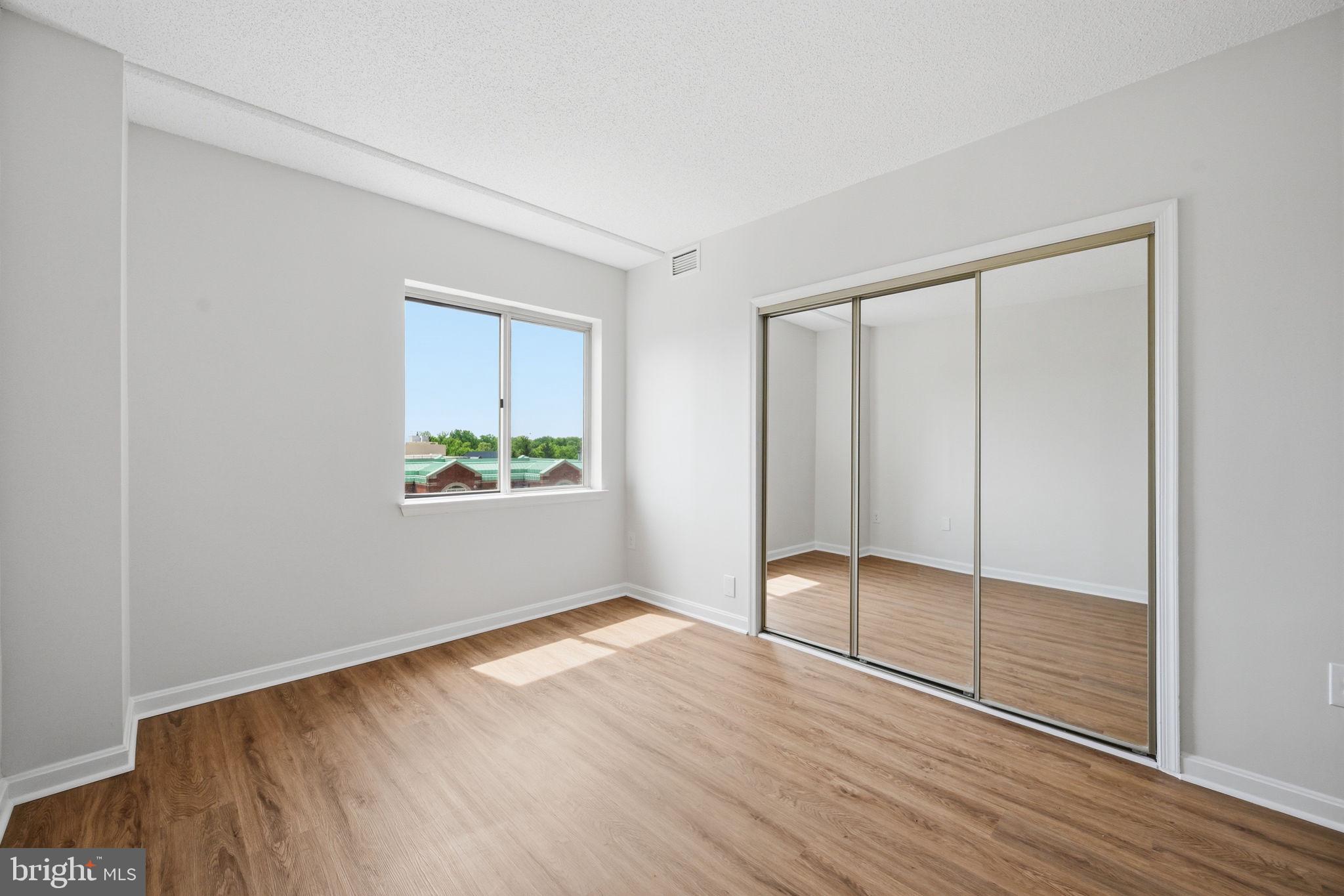 THE VICTORIA - Residential