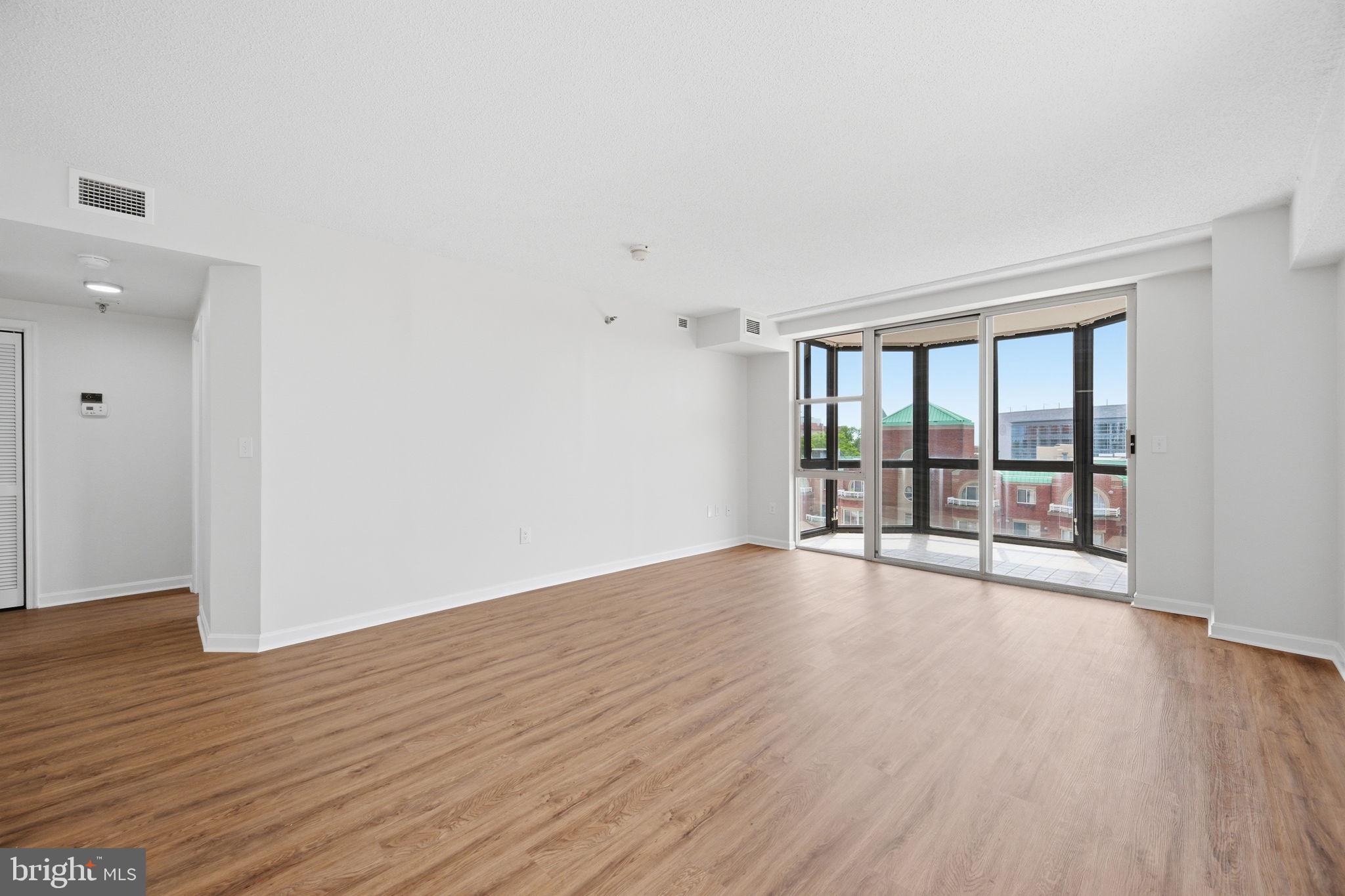 THE VICTORIA - Residential