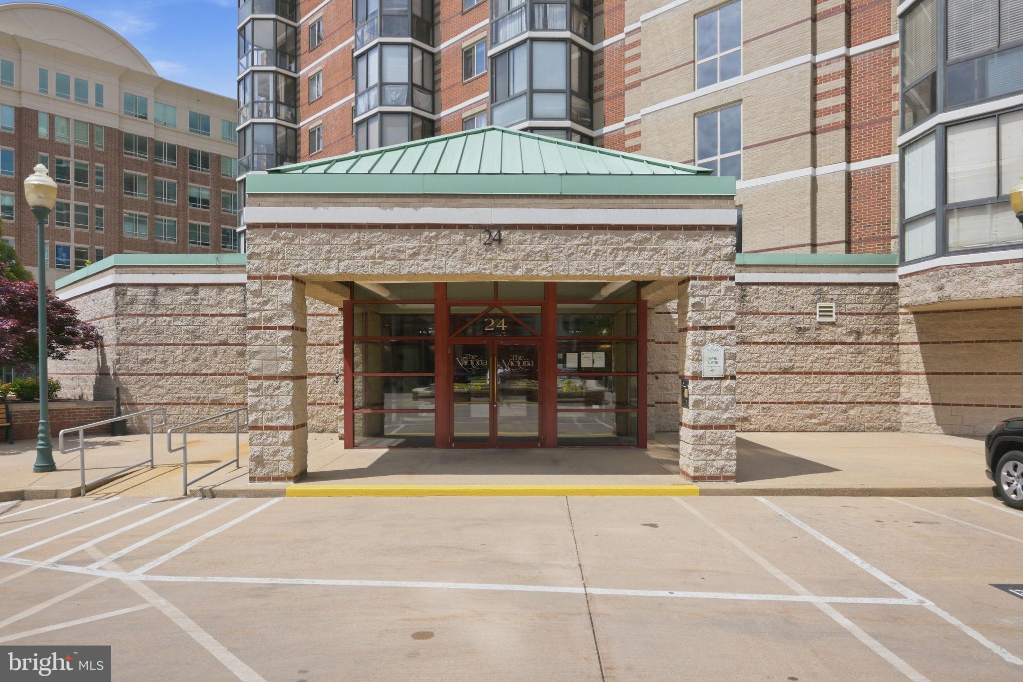 THE VICTORIA - Residential