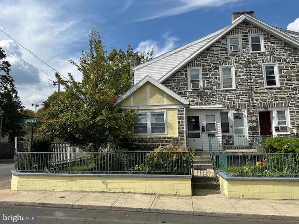 Photo of 62 Richfield Road, UPPER DARBY, PA 19082 (MLS # PADE2096580)